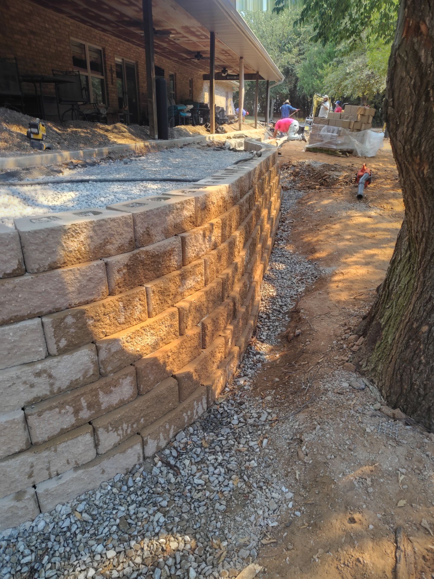 Retaining Wall by Clays Services Inc