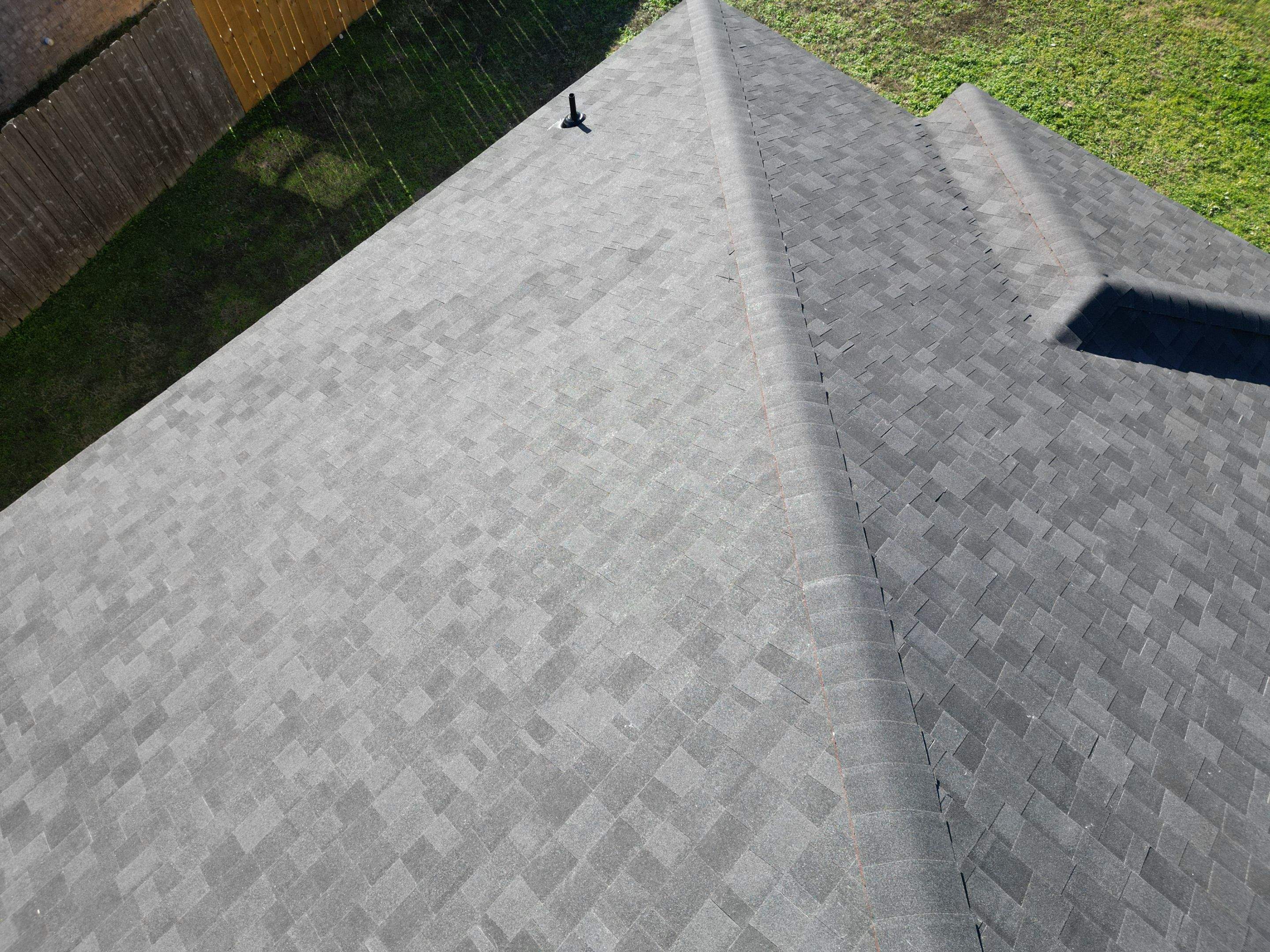 Onyx Black - Owens Corning TruDefinition Duration by RoofsOnly.com