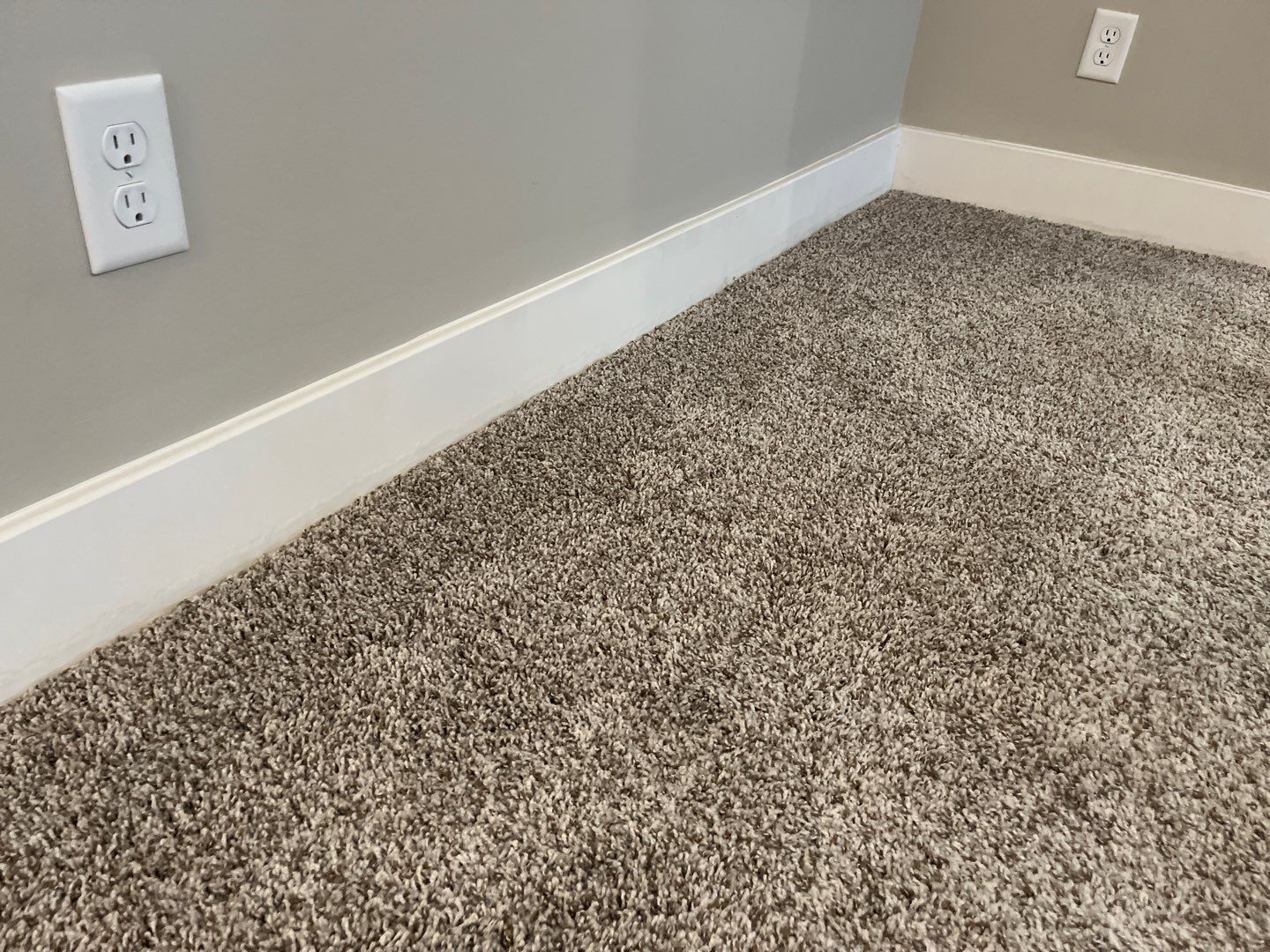 Water Mitigation using Air Movers in Sellersburg, IN by ANR Restoration