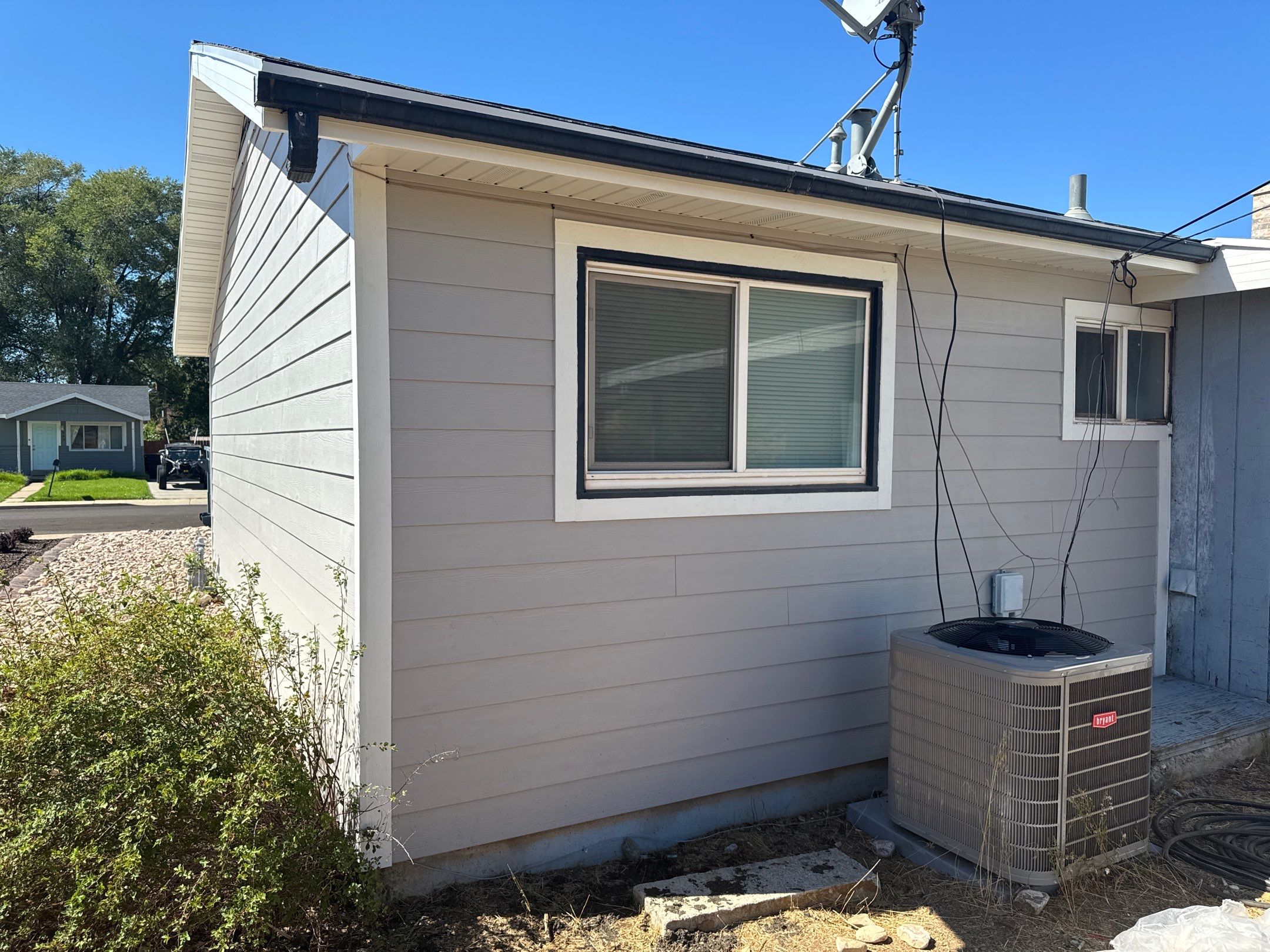 Orem | James Hardie Lap Siding | Pearl Gray by Ideal Siding Utah