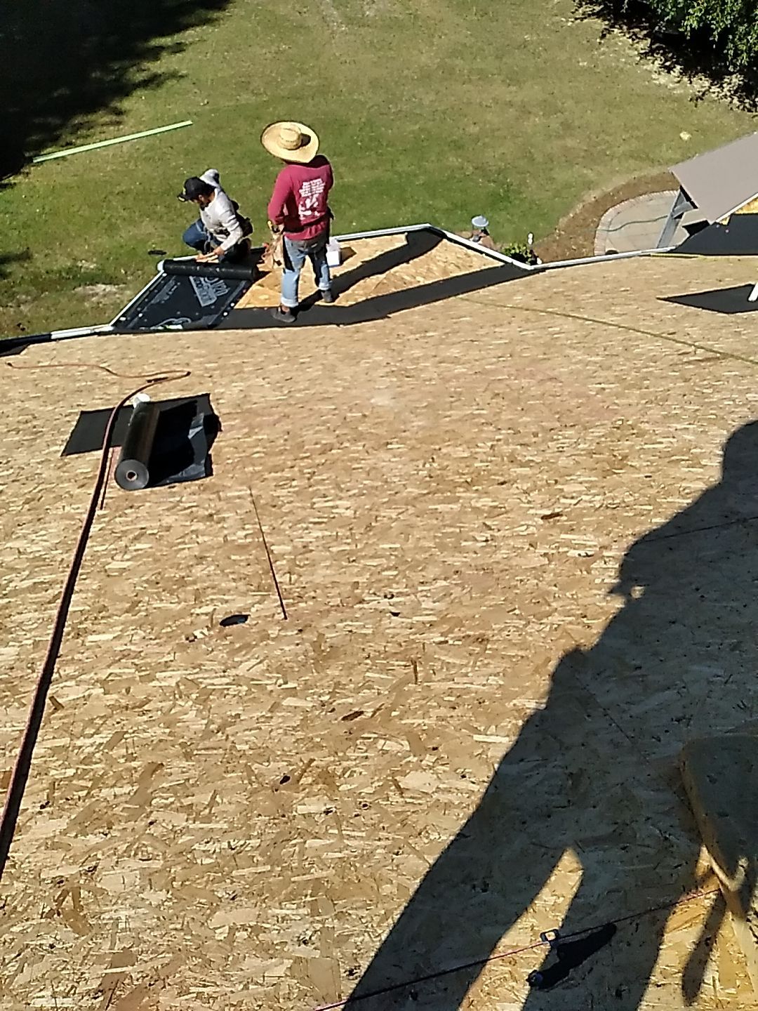 Residential Roofing Installation using Owens Corning Oakridge- Williamsburg Gray by Indigo State Roofing