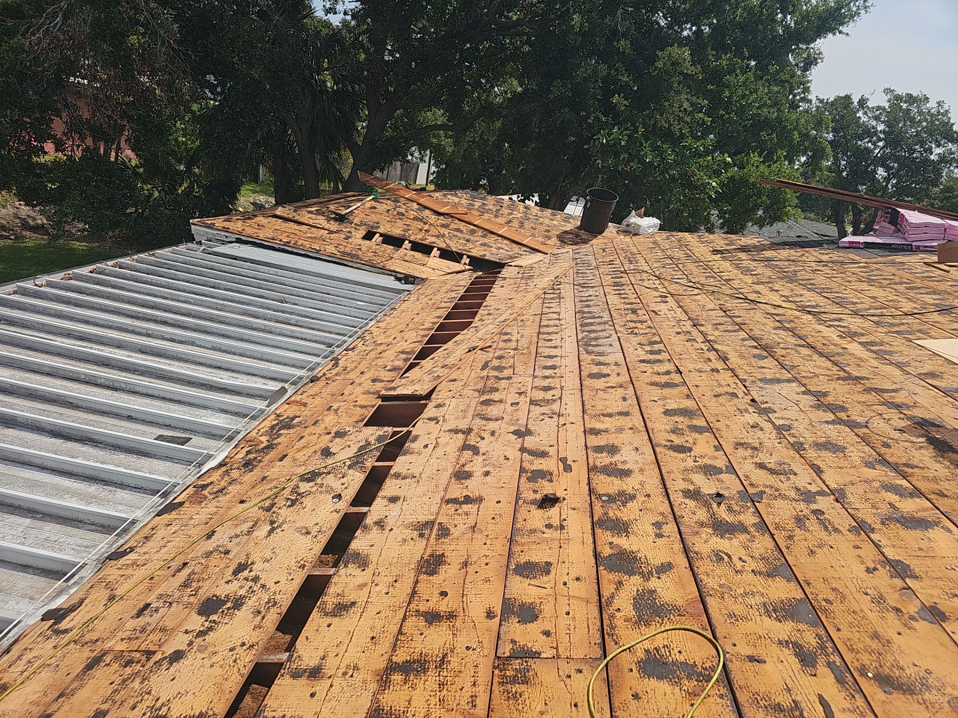 Project in St. Petersburg 33705 by Mitchell Roofing Company LLC 
