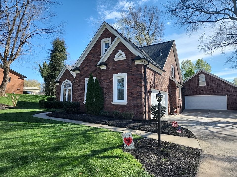 House Wash using cleaner by G&H Home Tech Pros LLC