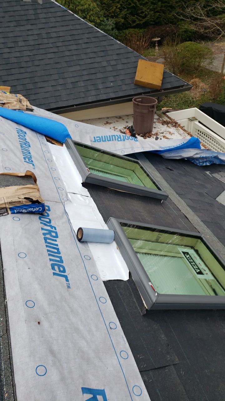 McLean: Certainteed Landmark Pro Designer Shingles in Max Def Charcoal Black by RM Banning, Inc.