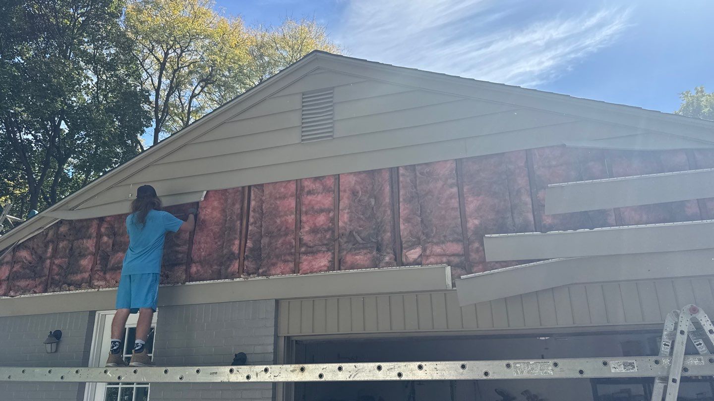 Siding Replacement using Alside S7 Cedar Mill Grain Storm Grey by 180 Contractors