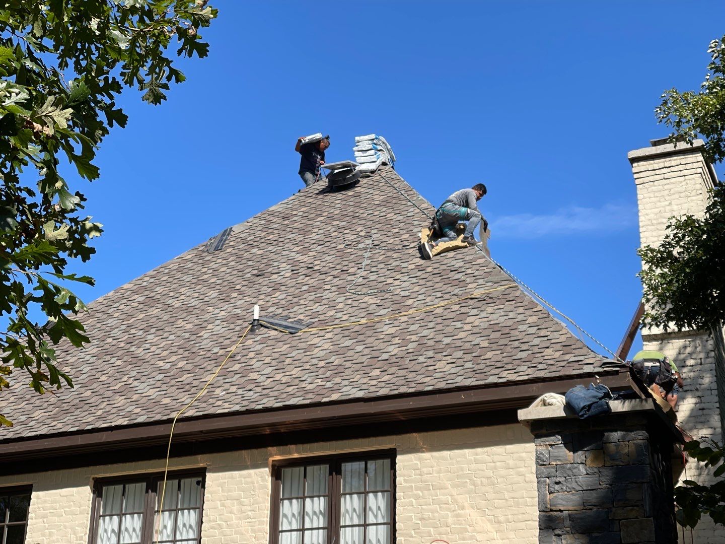 Presidential Shake Install by Paragon Roofing