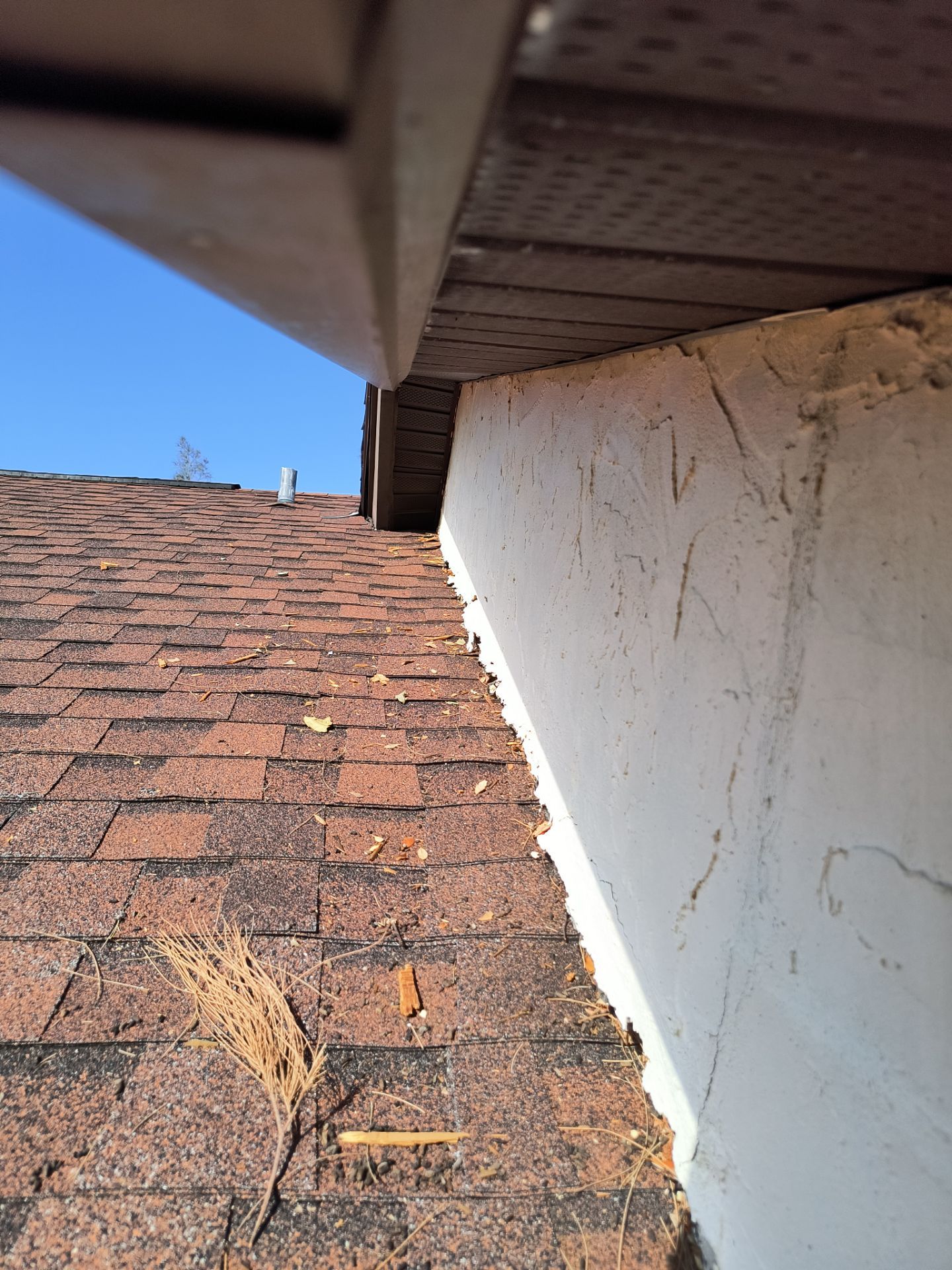 Gutter Inspection Before Installation in Bradenton FL by Gutter Professors