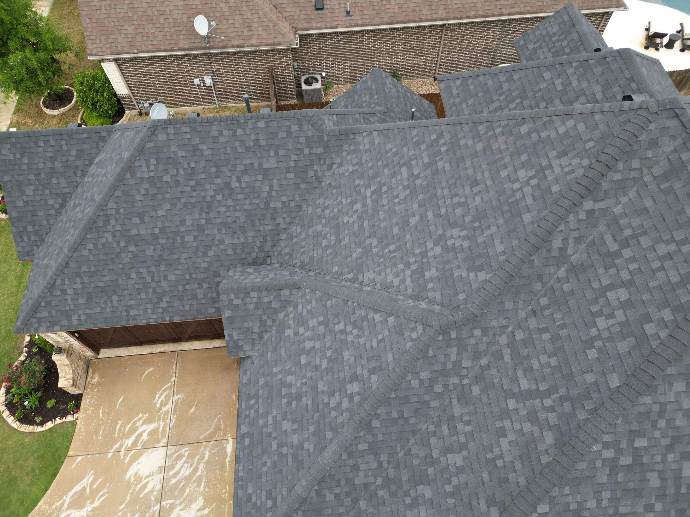Onyx Black - Owens Corning TruDefinition Duration by RoofsOnly.com