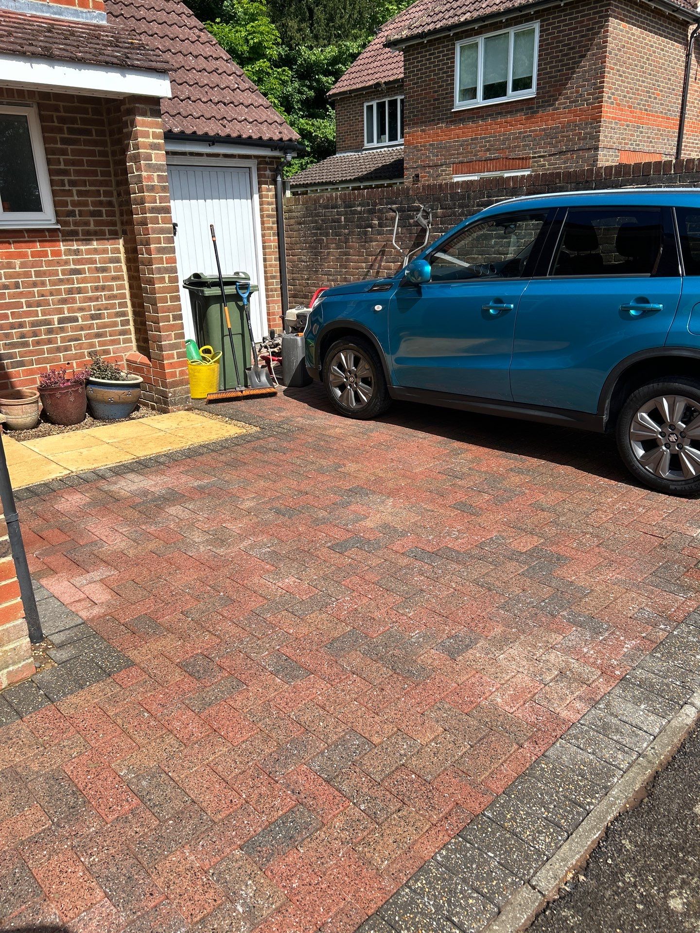 Driveway Clean using Honda 21lt High Pressure Machine by Ges Exterior Cleaning ltd