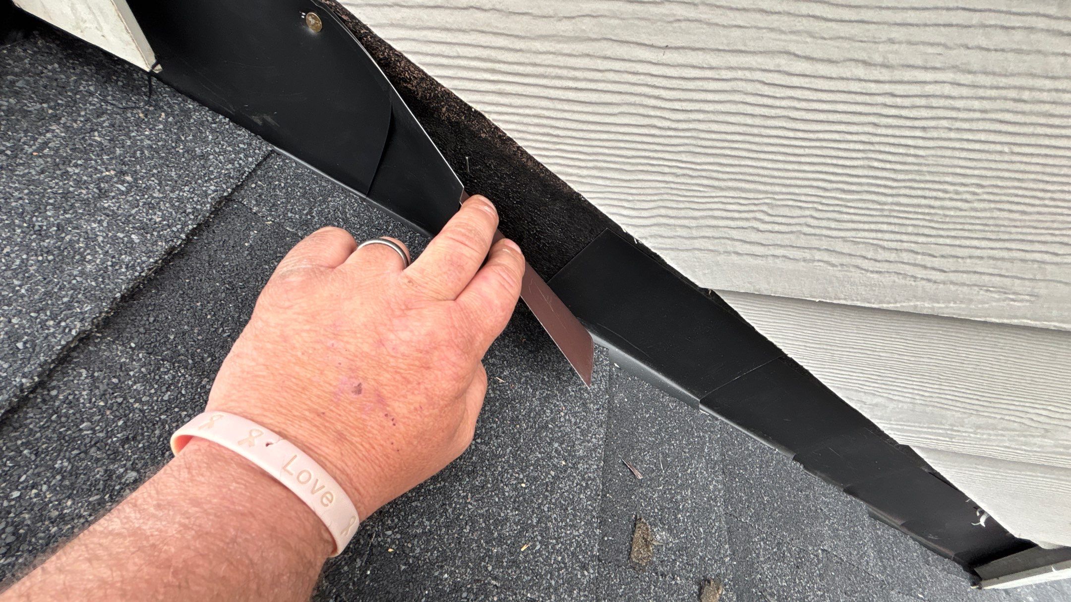 Roof Replacement using Owens Corning Onyx Black by 180 Contractors