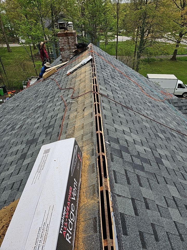 ATLAS PINNACLE COLOR: HEARTHSTONE DRIP EDGE: WHITE by Eagle Eye Roofing