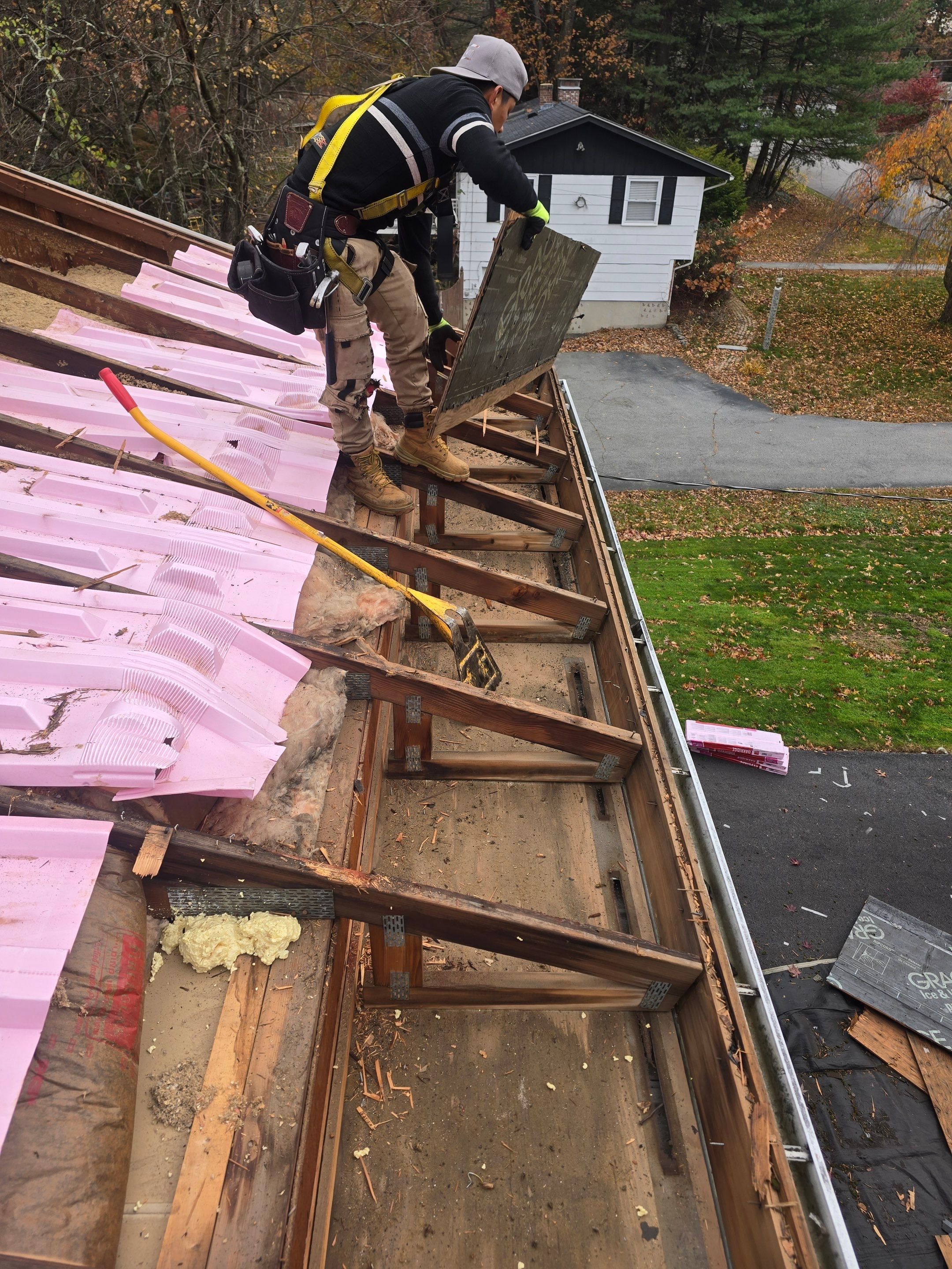 Chelmsford Complete Roof Replacement in Onyx Black with Balanced Ventilation by Mighty Dog Roofing of Greater Middlesex County
