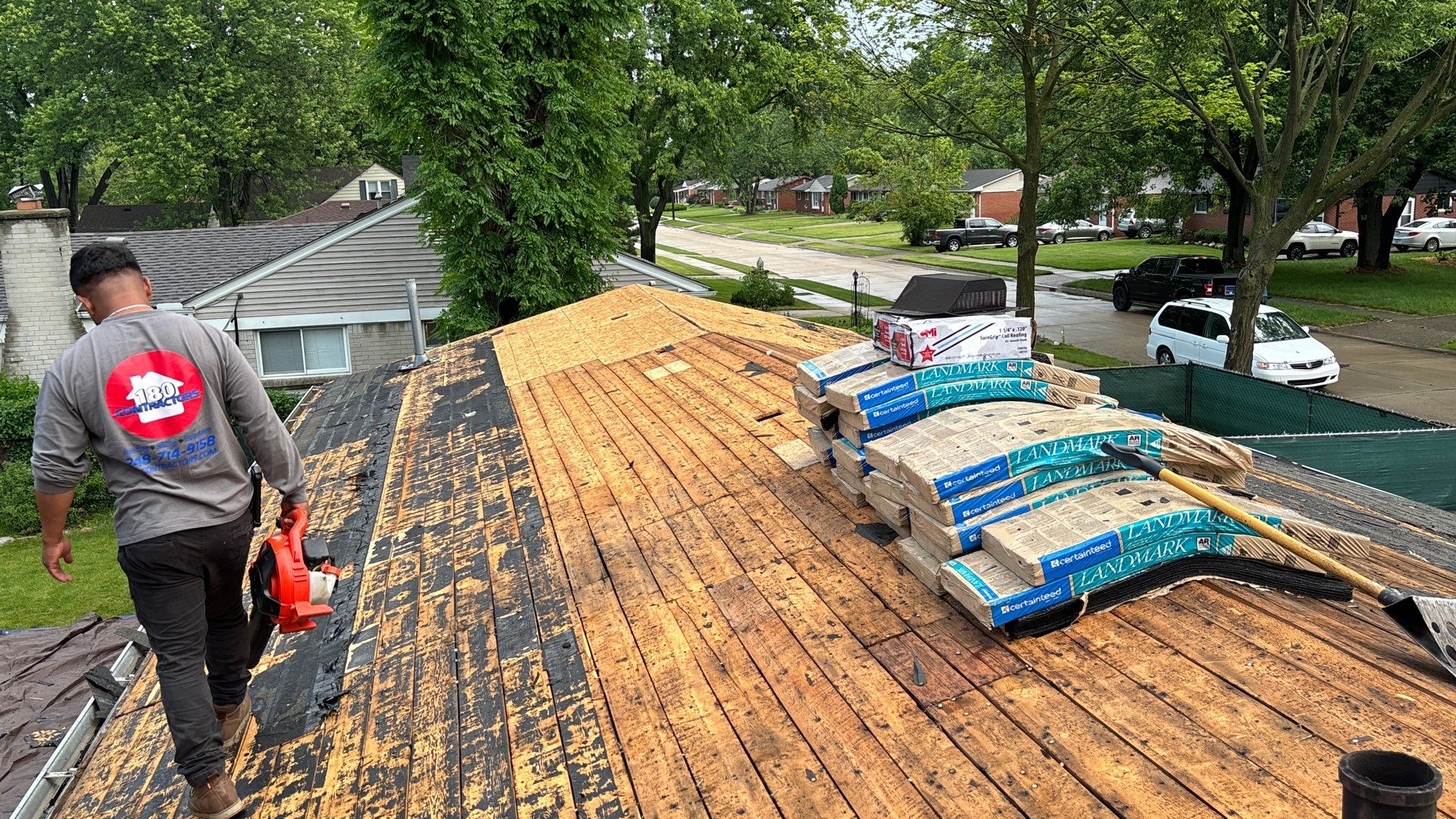 Roof Replacement using CertainTeed Landmark by 180 Contractors