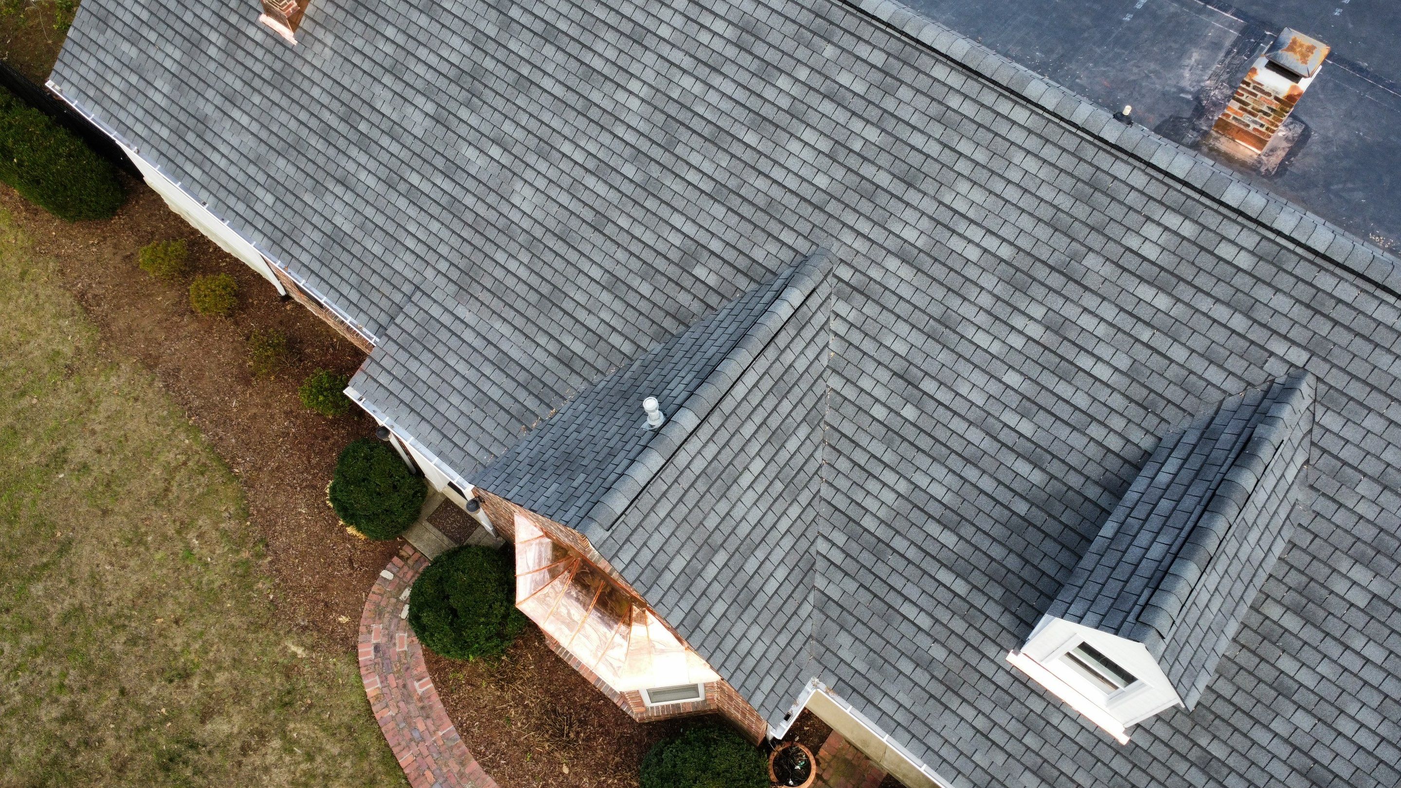 GAF Slateline Shingles with Copper Standing Seam and Flashings by Undersun Roofing 