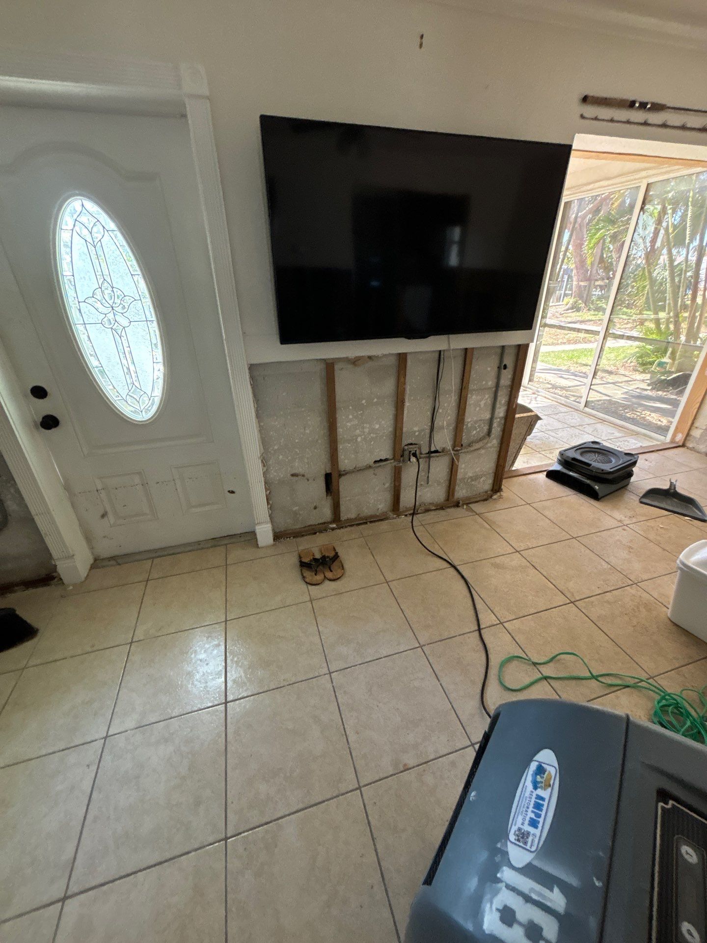 Bradenton Water Damage Repair by Ampm Restoration Services 