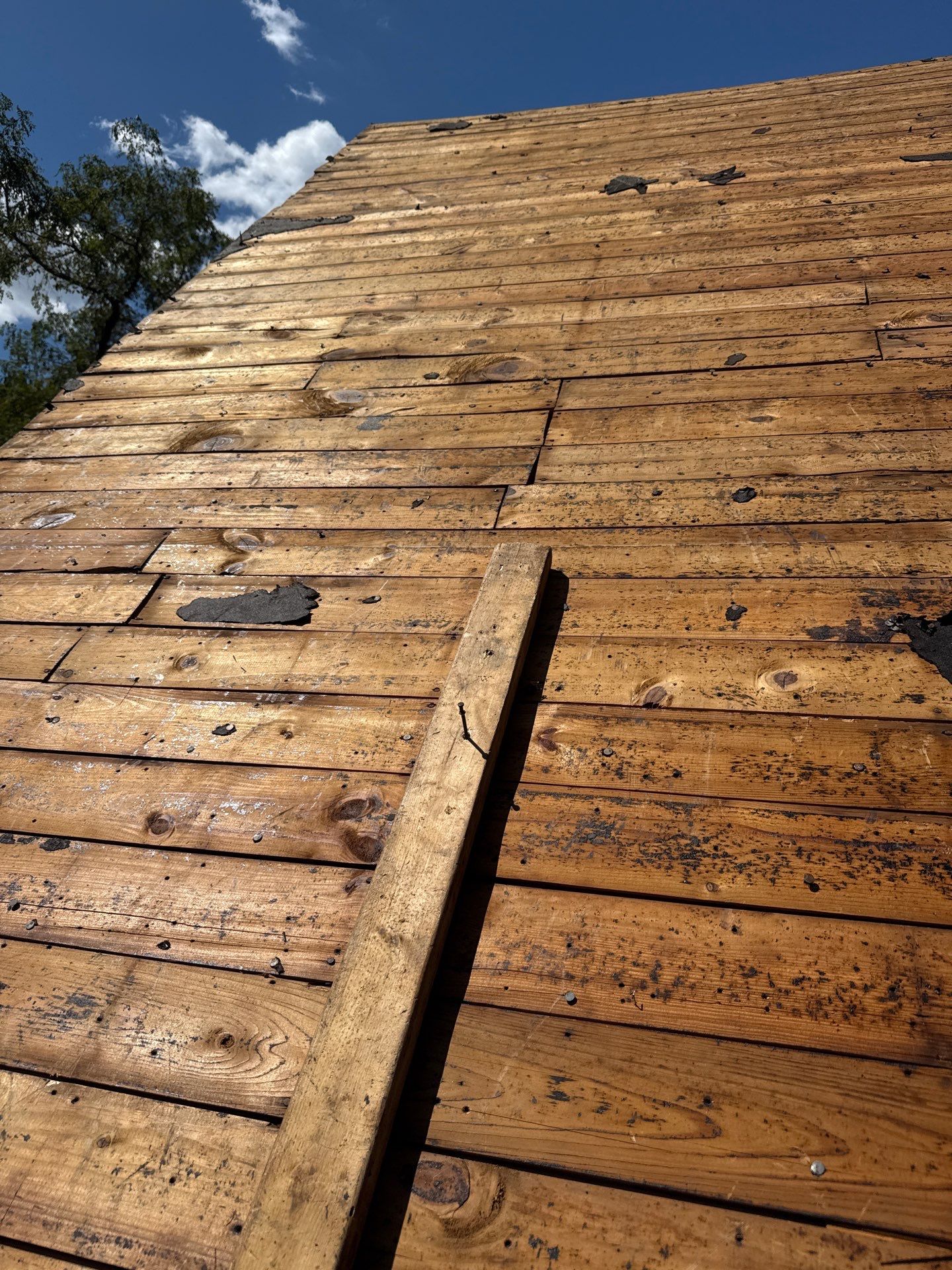 Residential Roofing Installation using GAF Timberline HDZ Charcoal by Rainstoppers Roofing