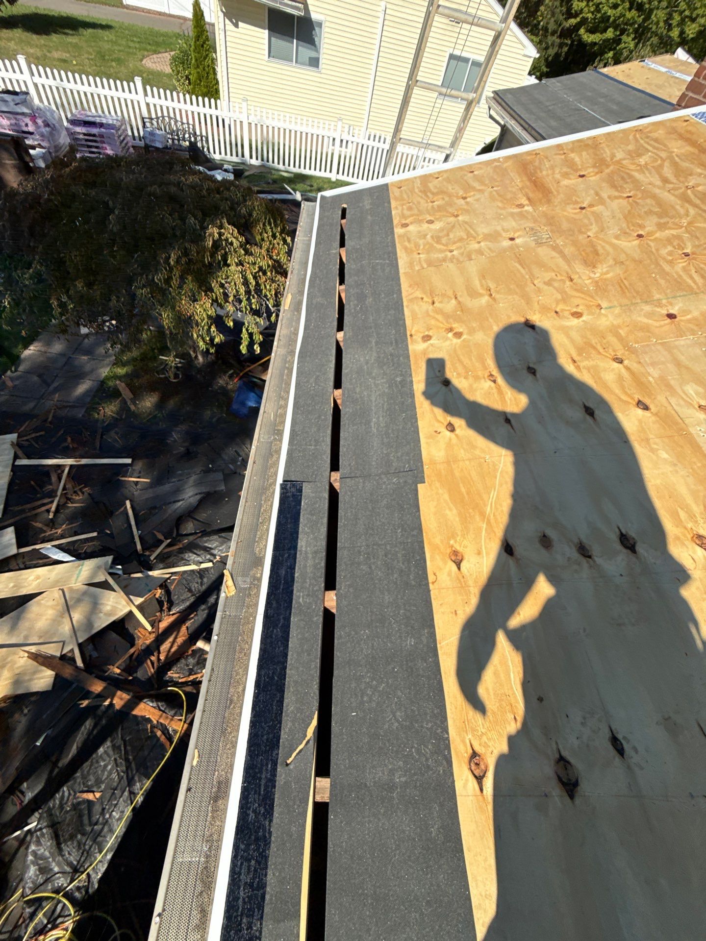 Owens Corning Duration: Onyx Black in Middletown by Golden Shield Roofing