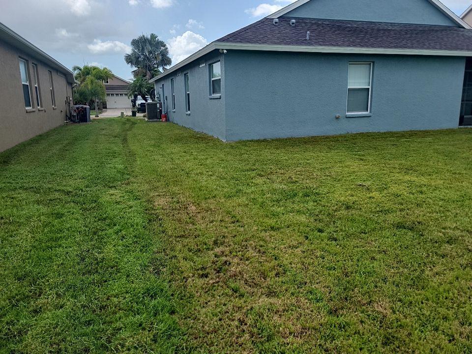Vinyl Fence Installation using Vinyl Privacy Fence  by Asap fence and gates, LLC