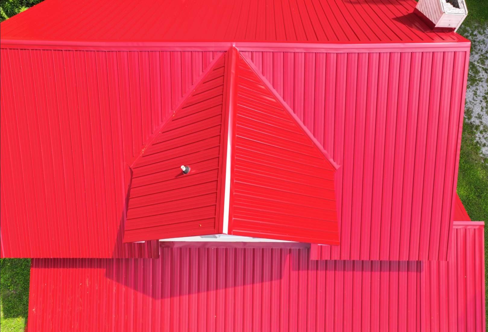 Smith Residence  by Omnia Roofing