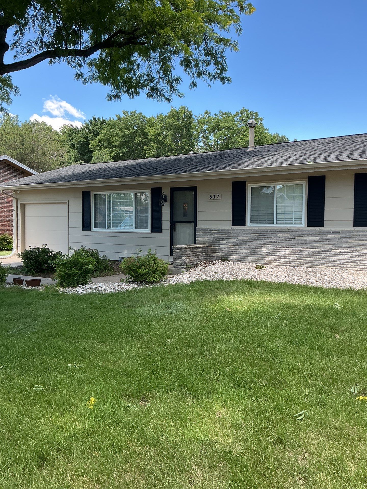 Residential Exterior Repaint in Ames by Midwest Paint LLC