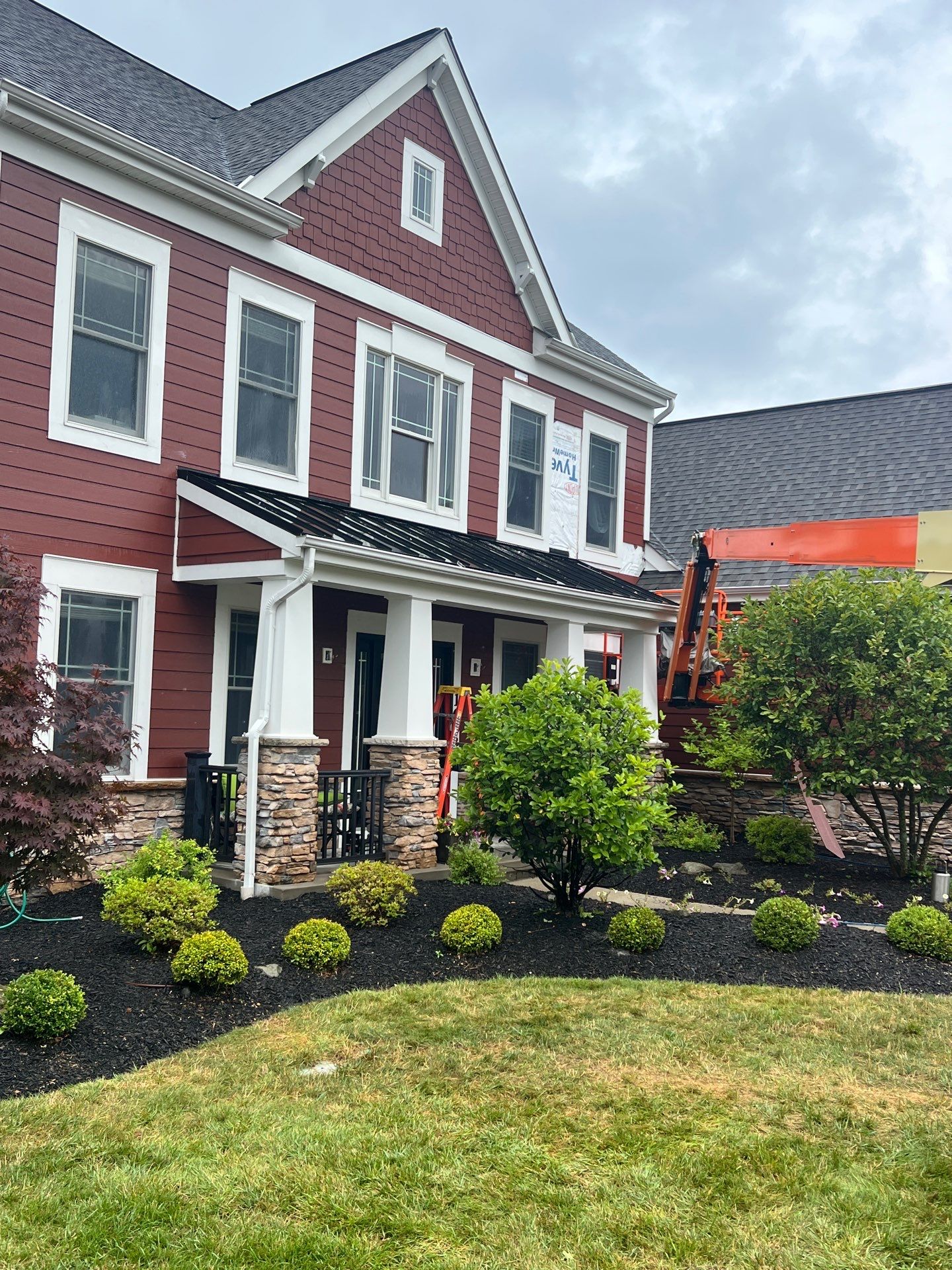Countrylane Red James Hardie Siding Replacement in Franklin Park by Knockout Home Solutions