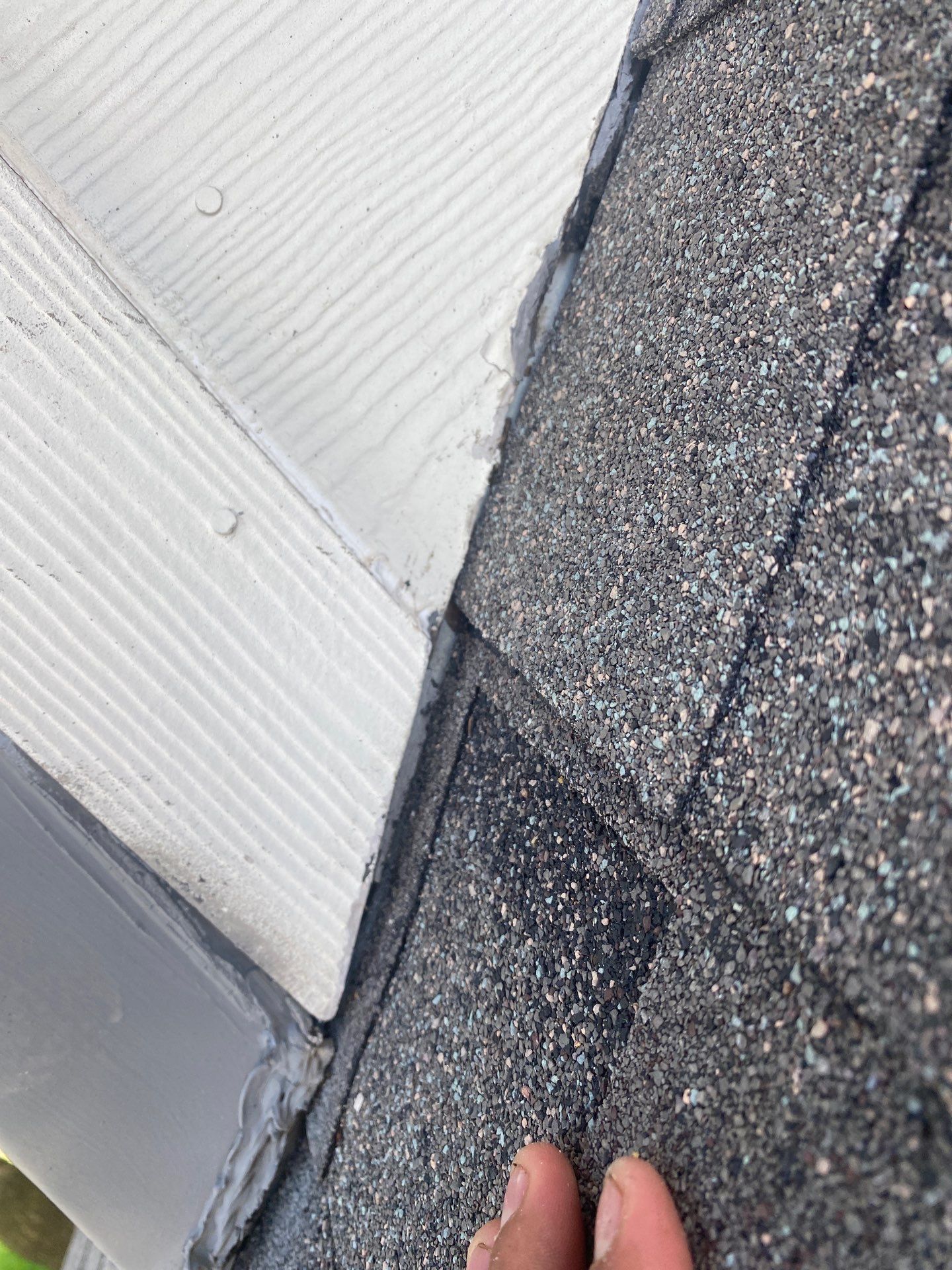 Hail Damage using Owen's Corning Duration (Lifetime) Shingles by Roof Repair Company