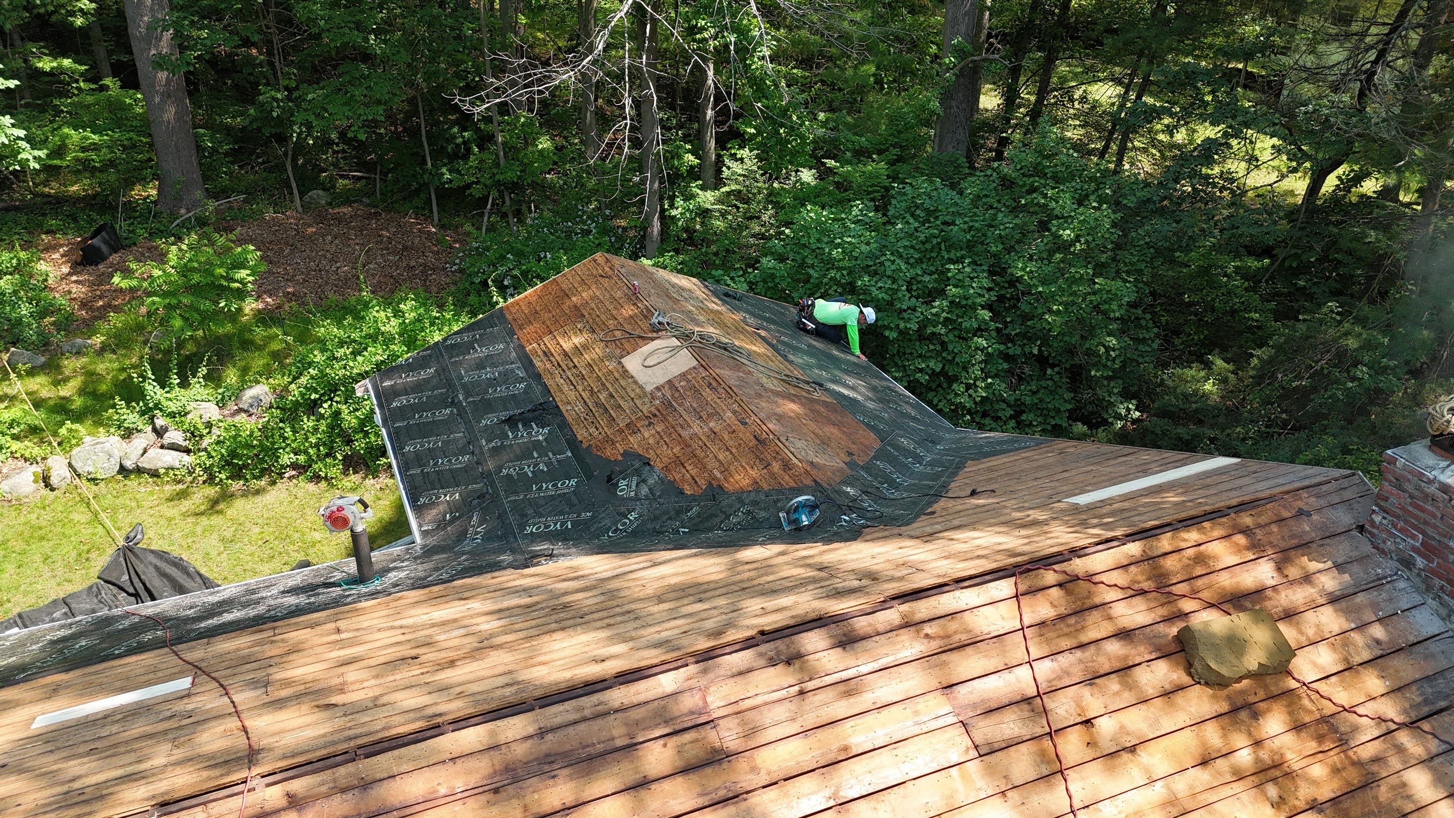 Roof & Exterior Renovation – Chelmsford, MA by Mighty Dog Roofing of Greater Middlesex County