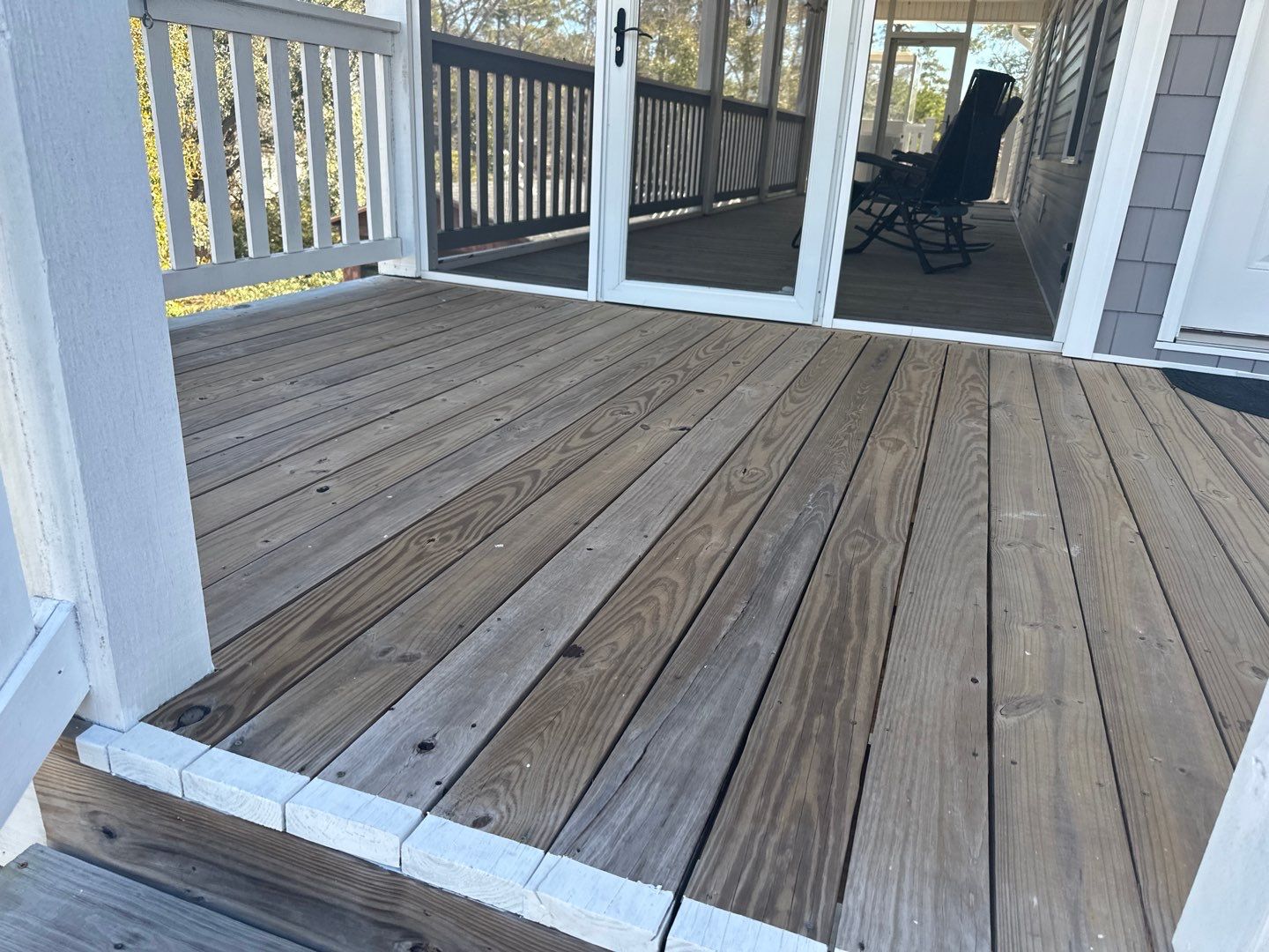 Deck using Wood Sealant by DuraSeal