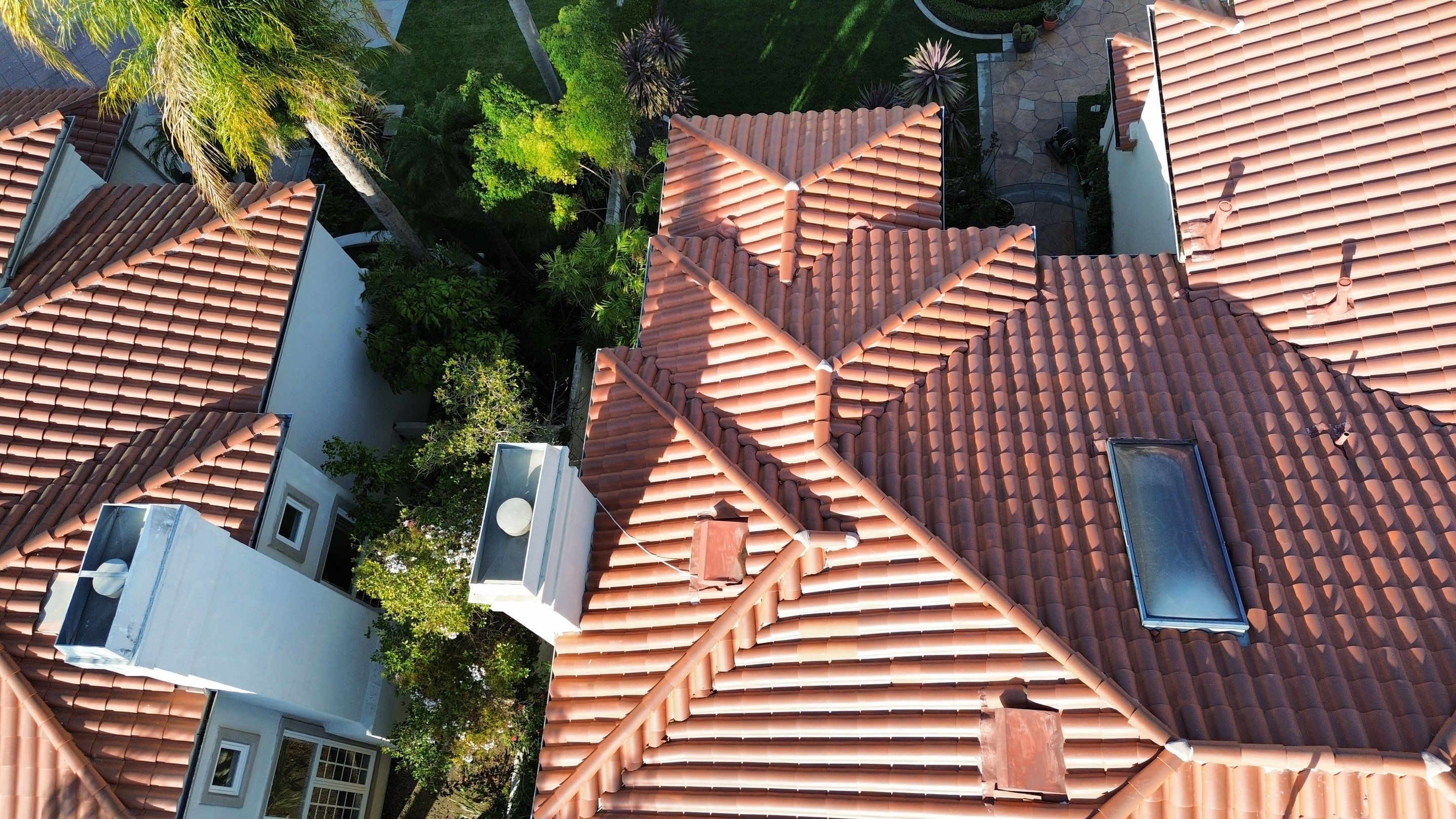 Roof Cleaning SAFECO by Pirate Pete’s Power Washing