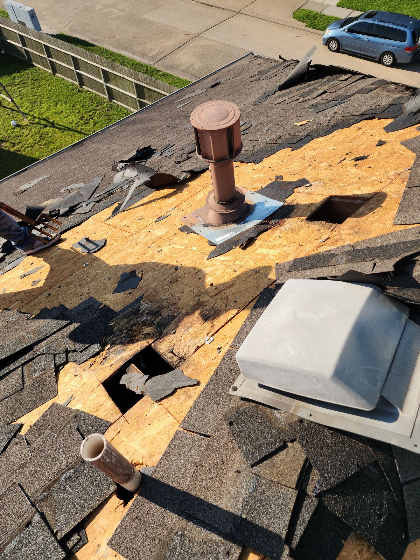 Residential Roofing Installation using Owen's Corning Duration (Lifetime) Shingles by Roof Repair Company