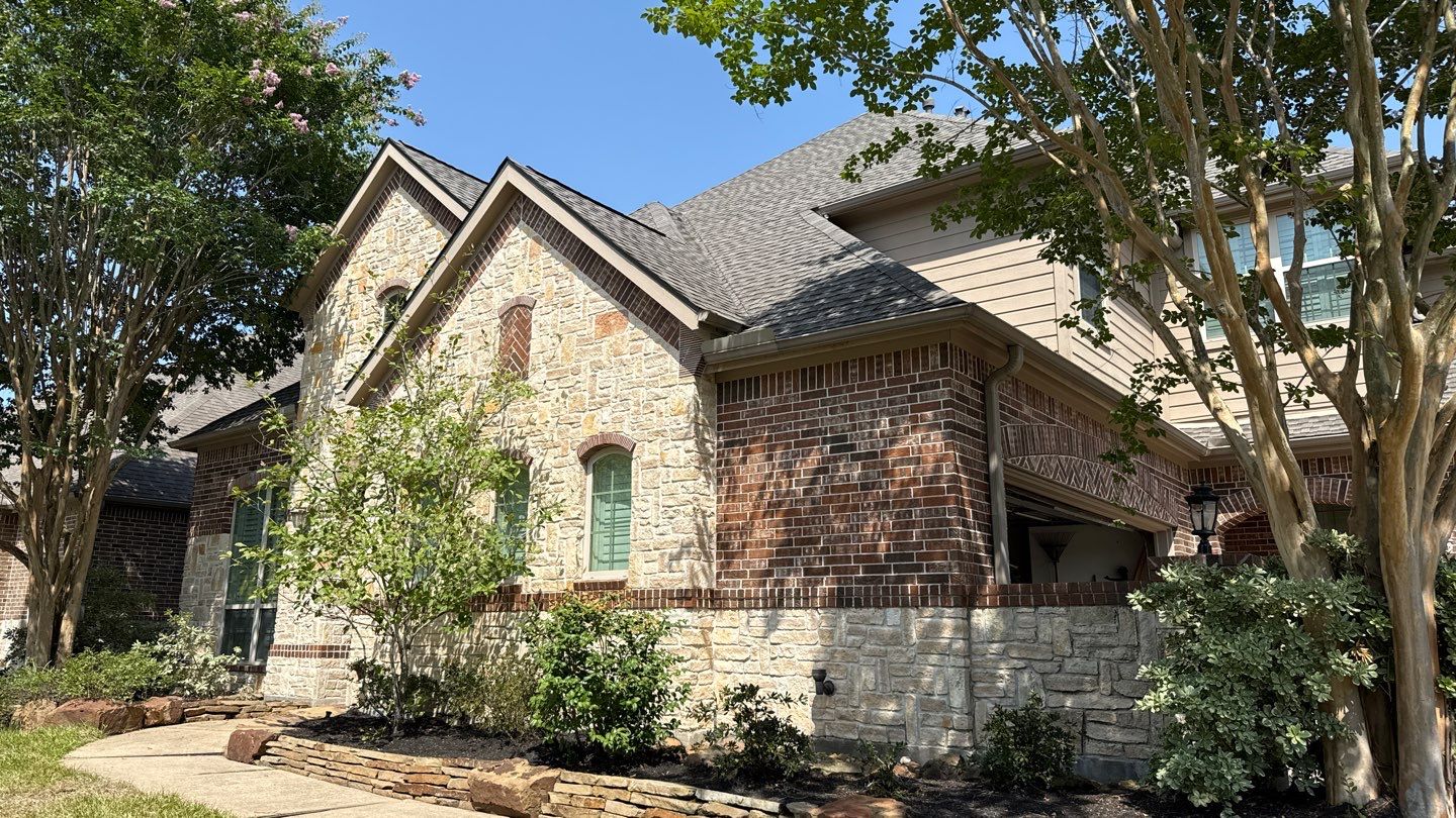 Roof Replacement with GAF Timberline UHDZ Shingles in Humble, TX by Onit Roofing LLC