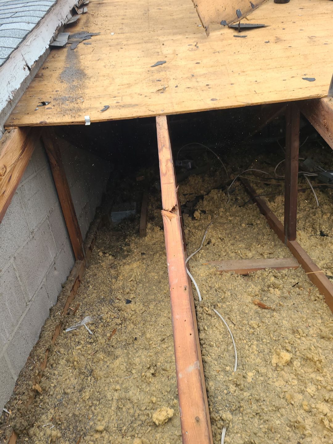 Alexandria Certainteed Landmark Roof in Colonial Slate by RM Banning, Inc.