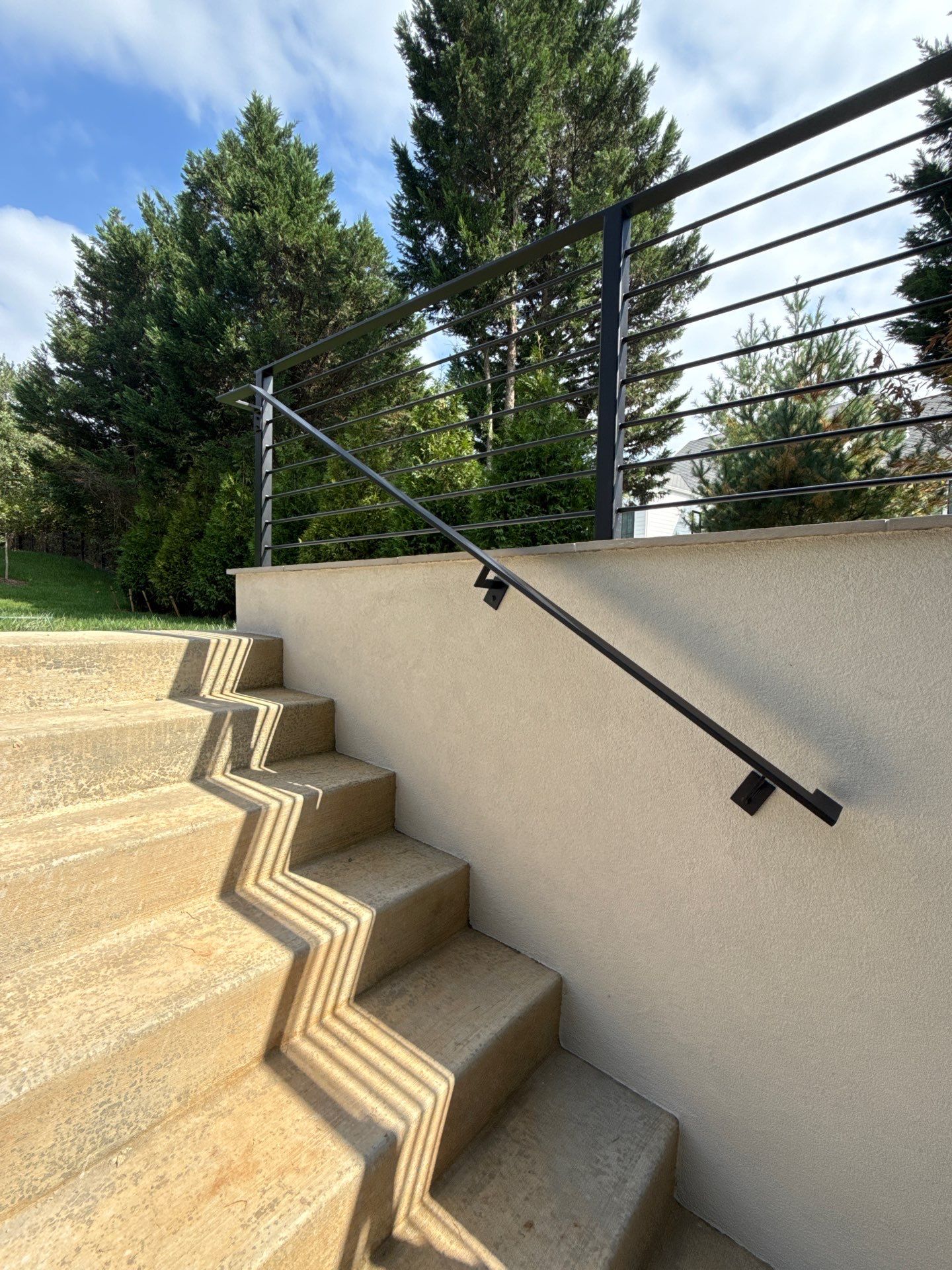 Modern Custom Horizontal Round Bar Railings – Contemporary Residential Design by Capitol Iron Works