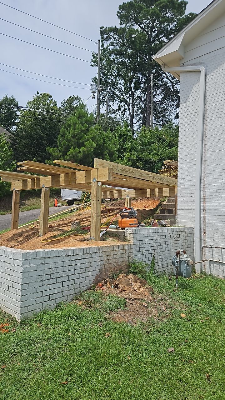 Independence Drive - Deck Installation   by Pillar and Pine