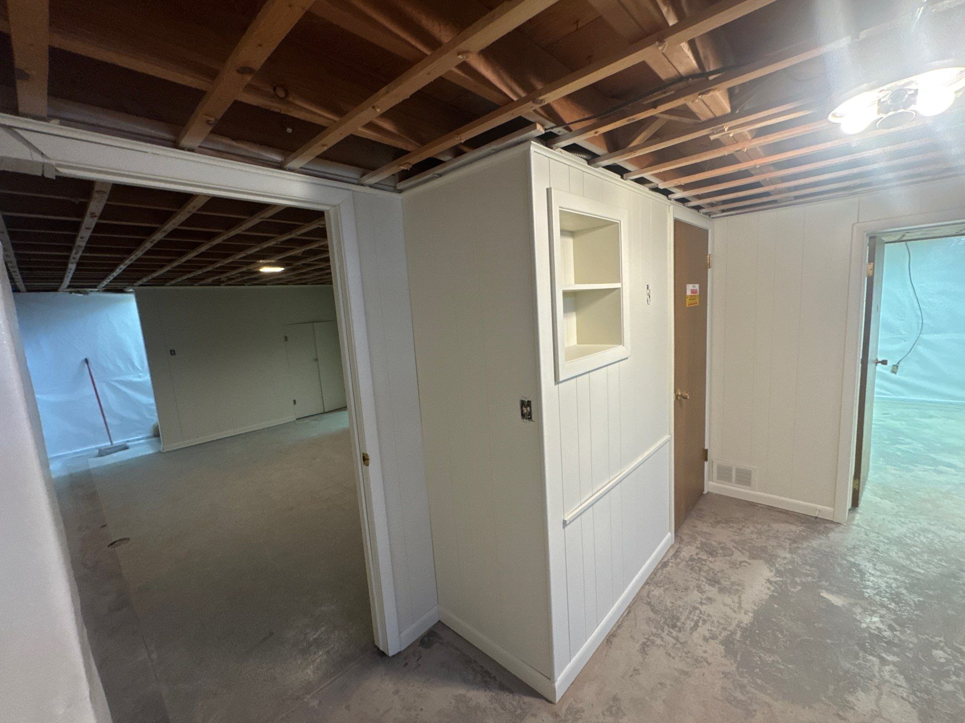 Full Interior Repaint to put the house up for sale by Midwest Paint LLC