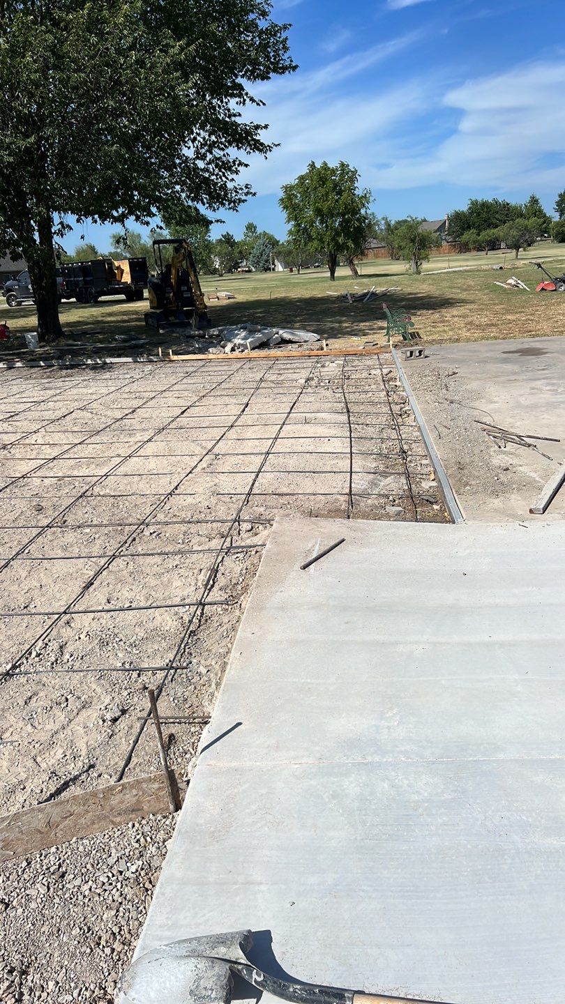 1000' Drive and Patio using Concrete by Clays Services Inc