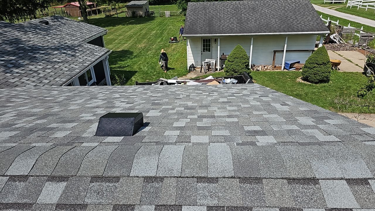 ATLAS PINNACLE COLOR: COASTAL GRANITE by Eagle Eye Roofing