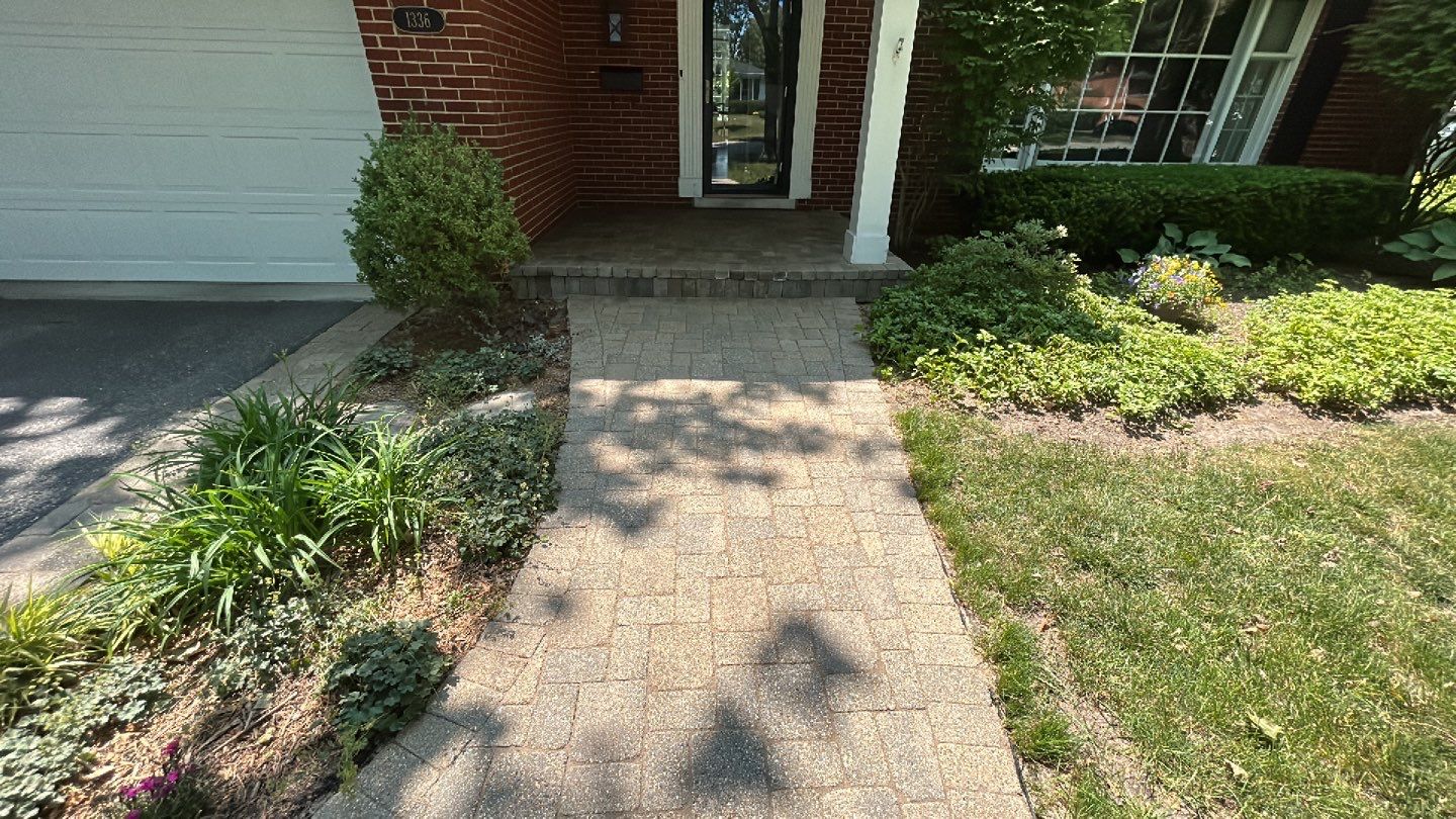 Brick paver clean, sand and seal.  using Surebond SB-1300 by Northern Power Washing LLC.