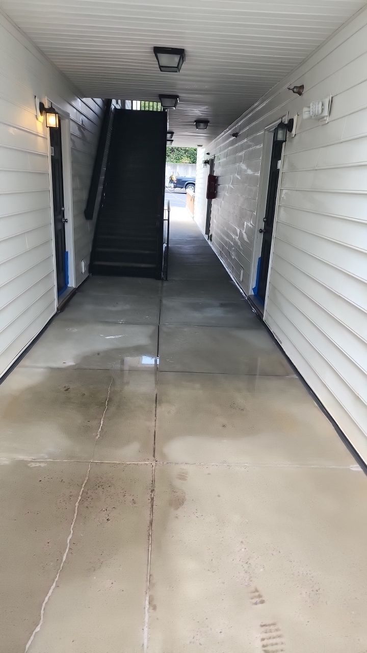 Appartment cleaning by Power Wash Masters LLC