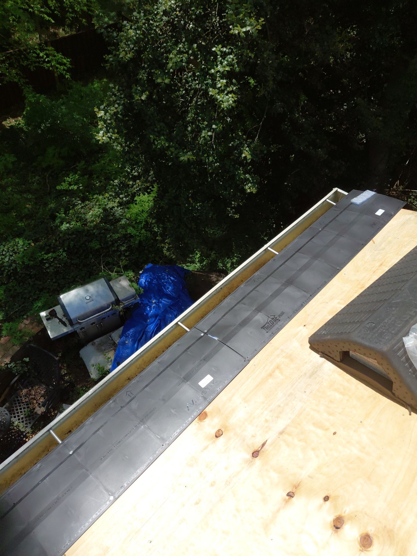 Annandale: Residential Roof Replacement with CertainTeed Landmark in Moire Black by RM Banning, Inc.