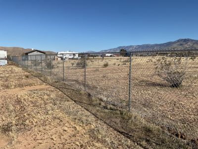 Fence Installation using chain link