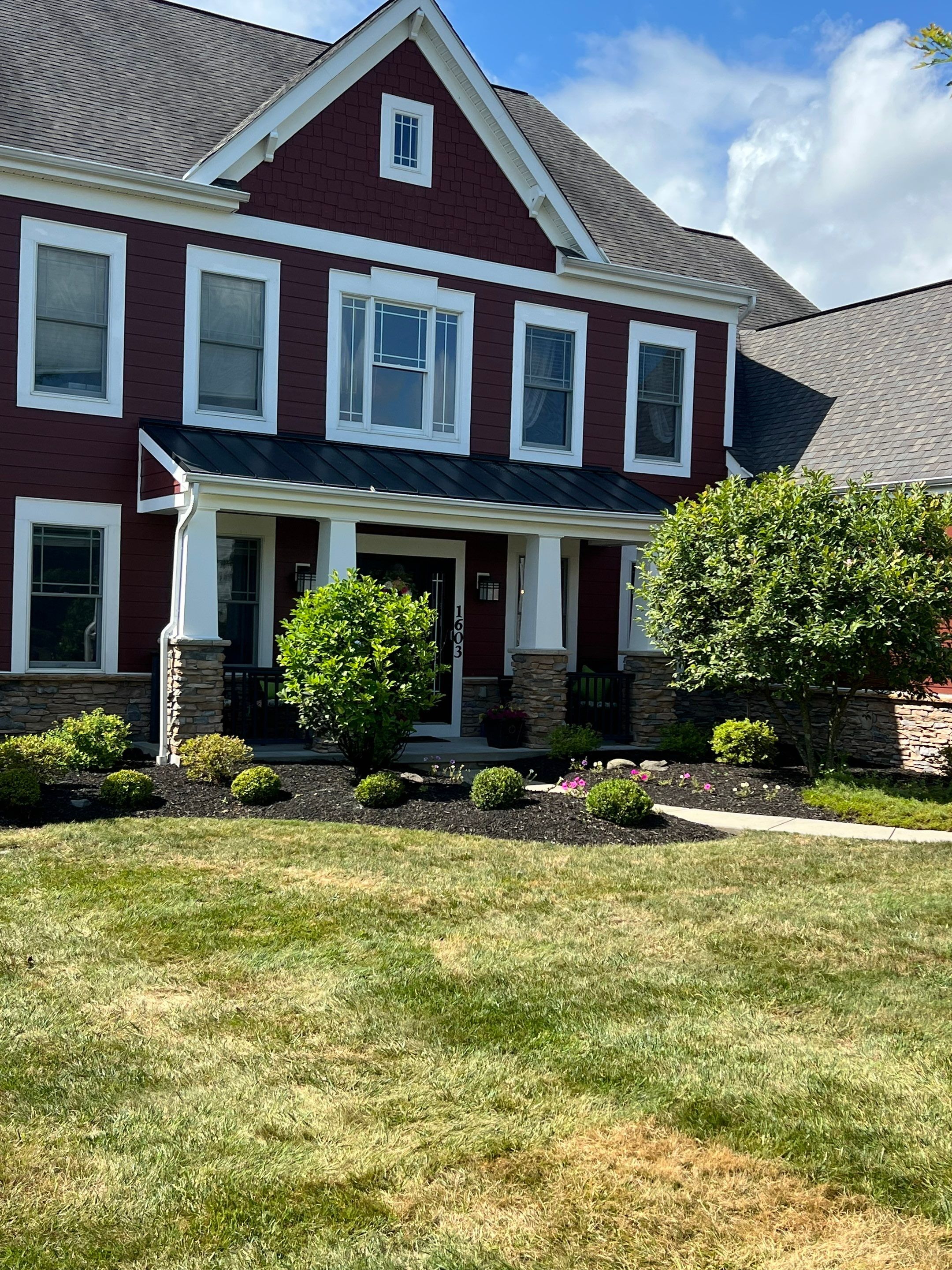 Countrylane Red James Hardie Siding Replacement in Franklin Park by Knockout Home Solutions