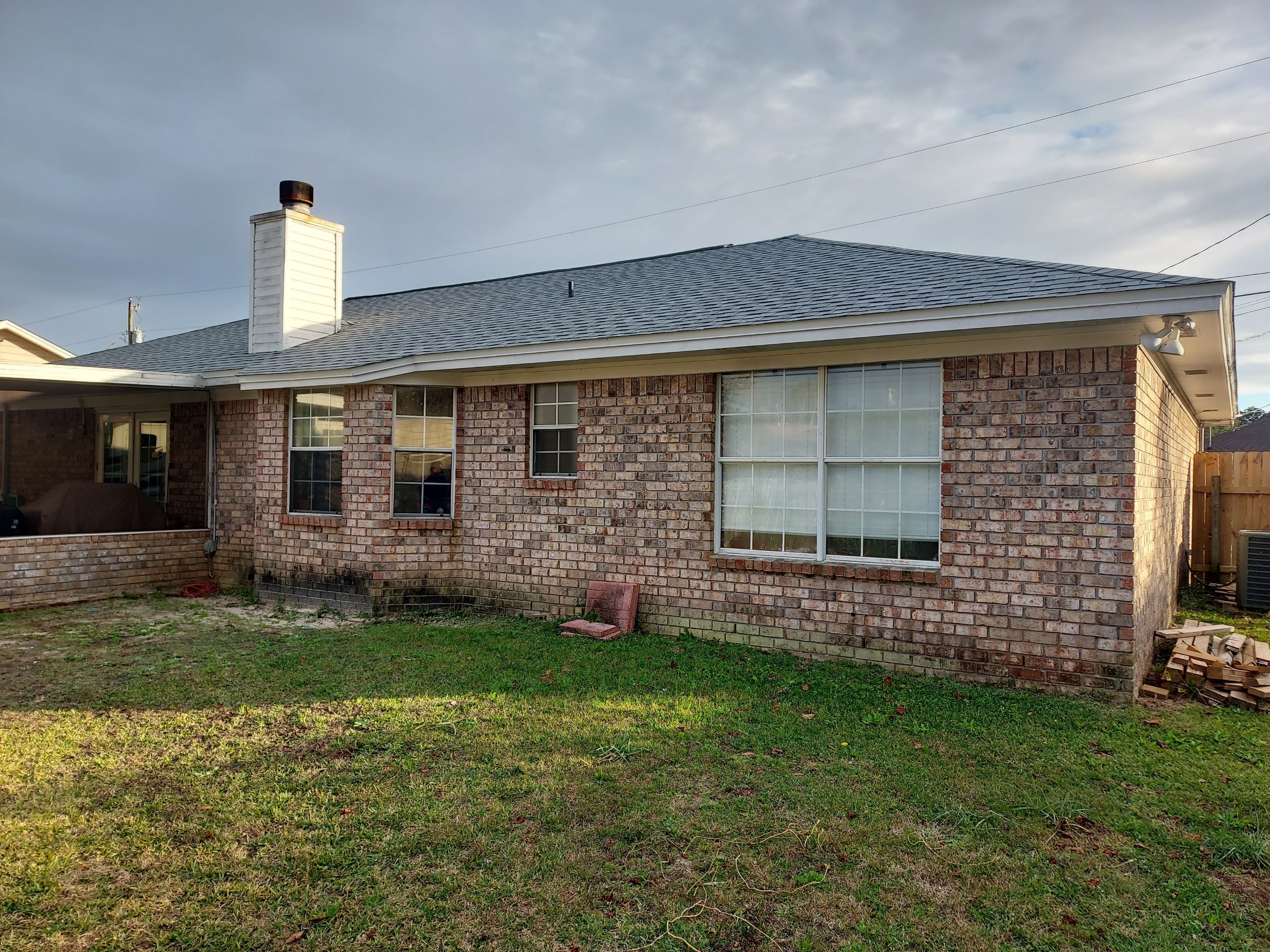 7-Inch Seamless Gutter System Upgrade in Pensacola FL by Gutter Professors