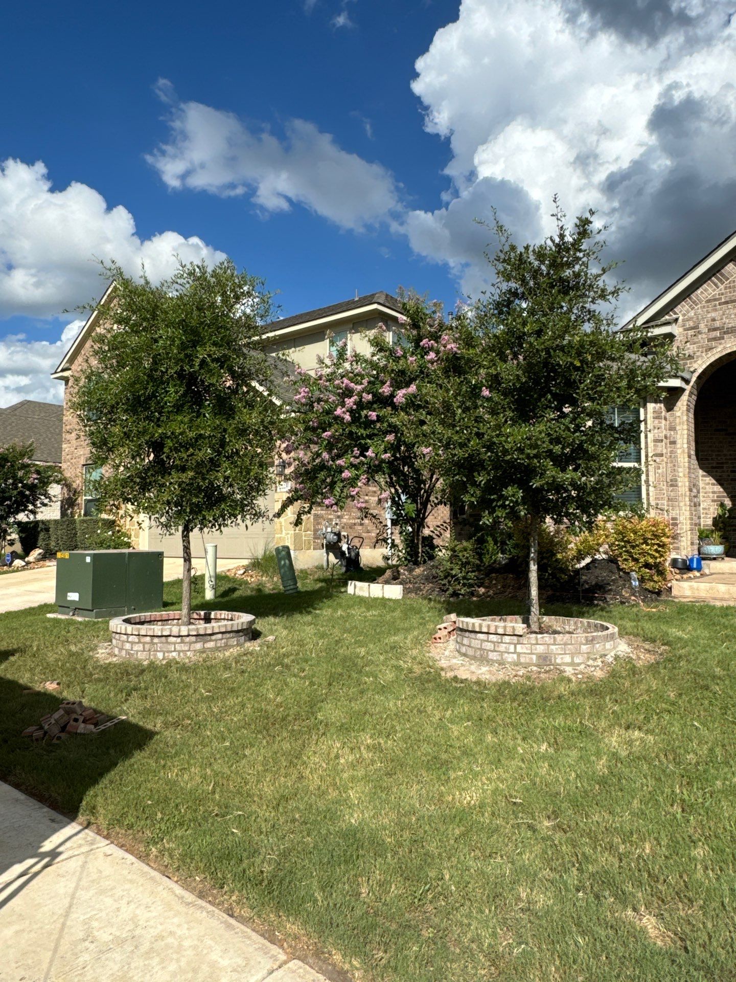 Wortham Oaks - San Antonio, TX by Hole In One Lawns, LLC