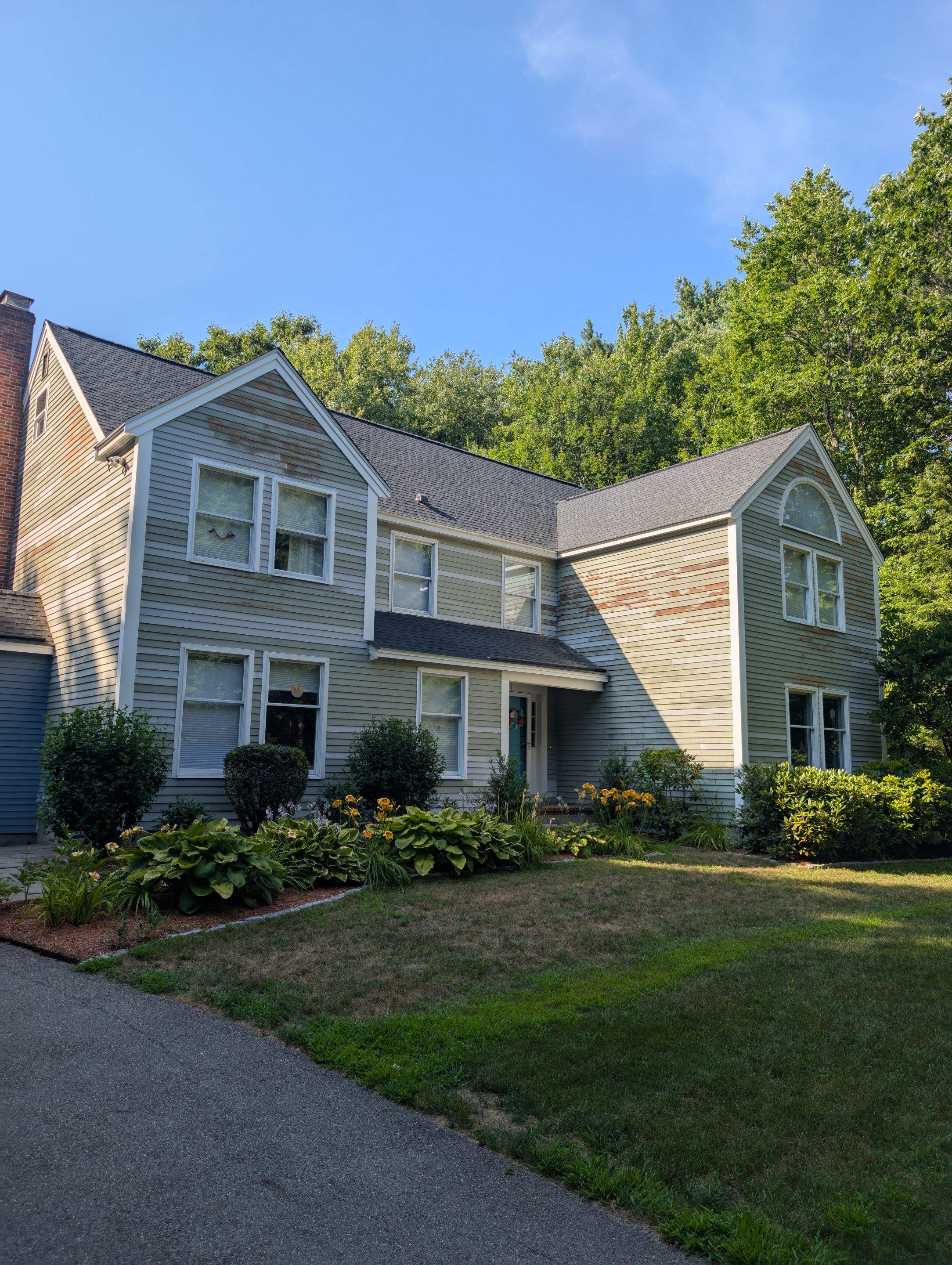 Brentwood NH, Exterior by Vertical Painting