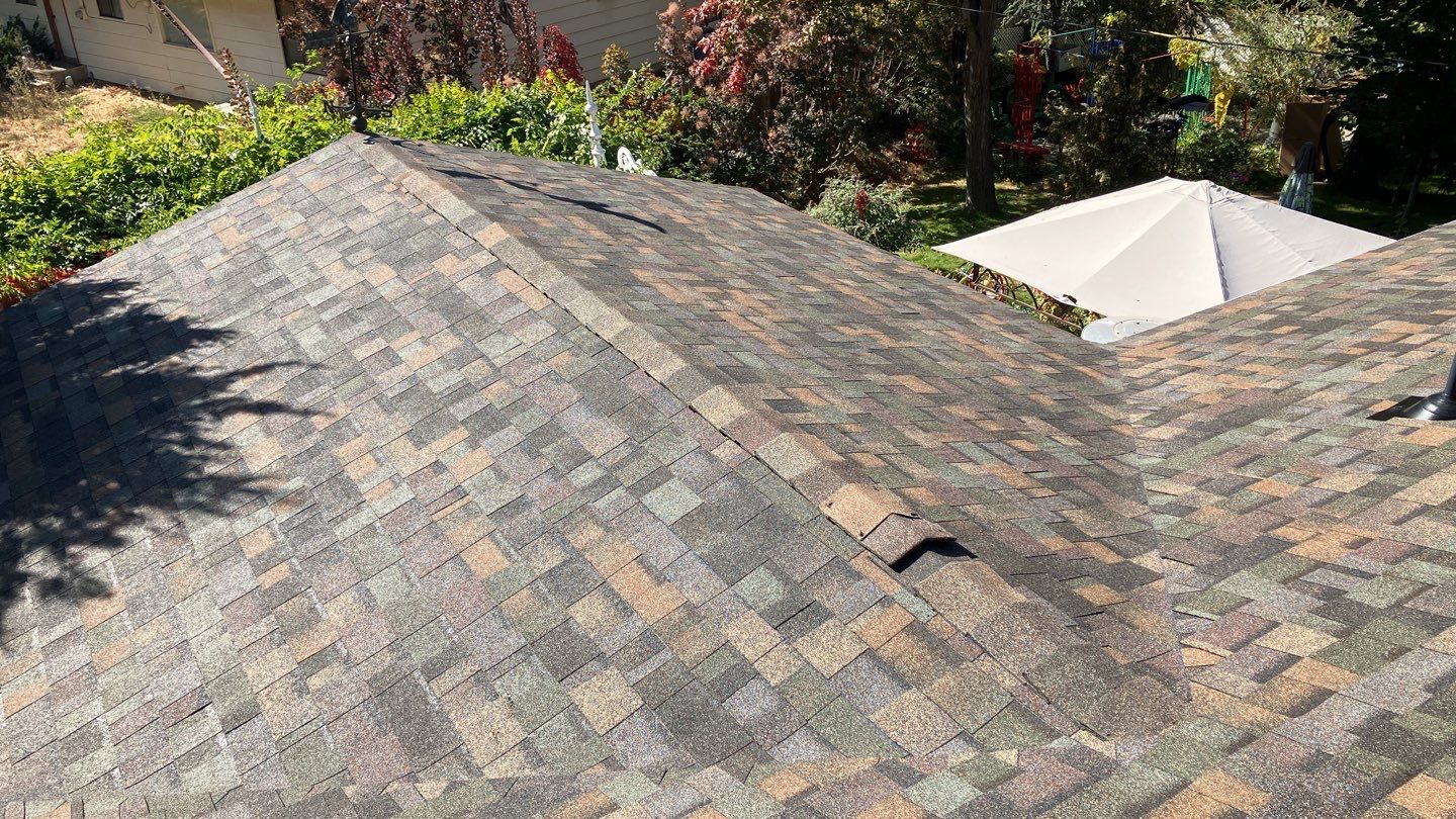 Creative Blend of 2 different Owens Corning Duration Designer Collection by ID Roofing LLC