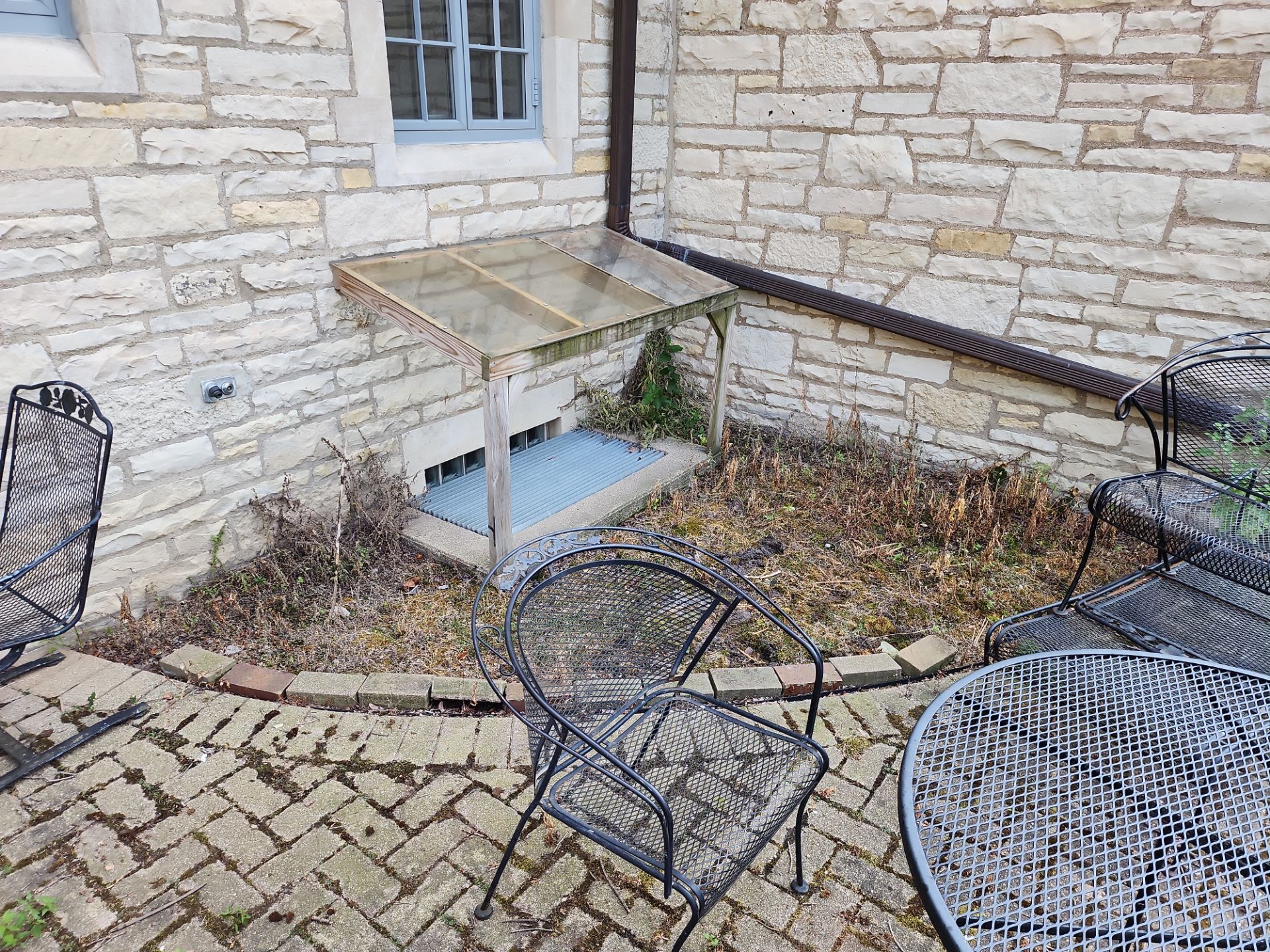 Brick paver cleaning. by Northern Power Washing LLC.