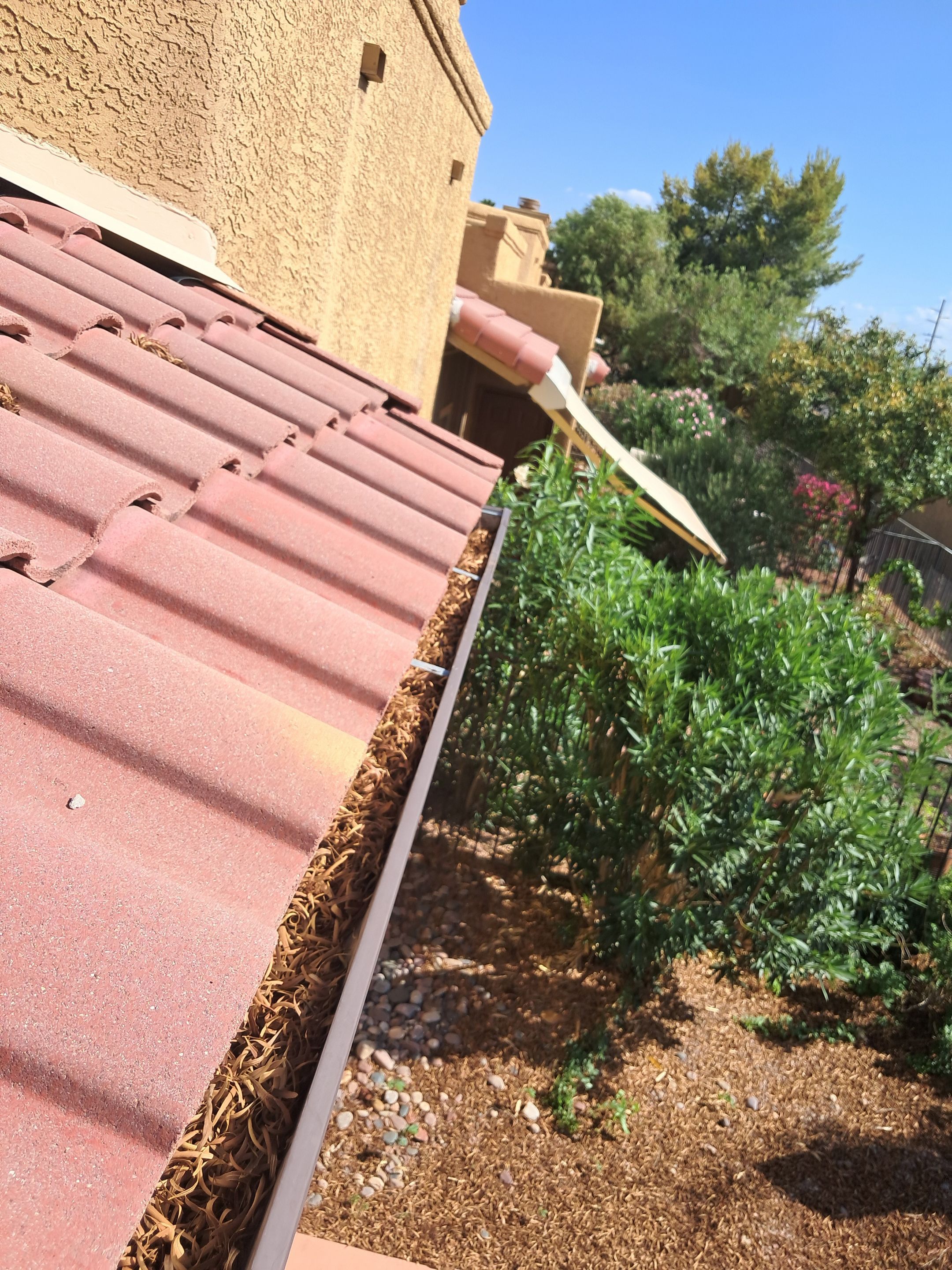 HOA gutter cleaning before Sierra Vista, AZ