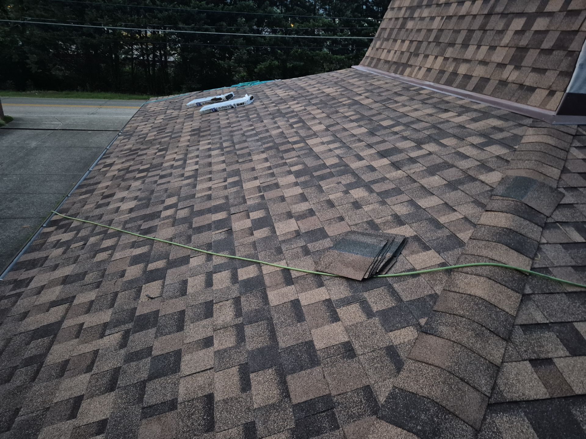Unique Single Roof Replacement in Charleston WV – IKO Dynasty High-Performance Shingles by Mr. Roofer