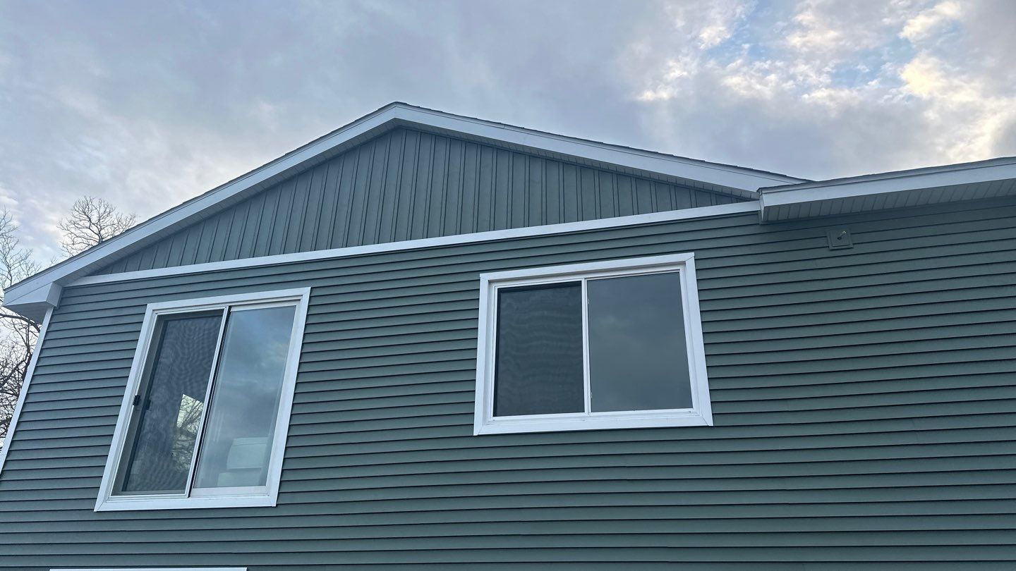 Siding Replacement using CertainTeed Restoration Classis D4 by 180 Contractors